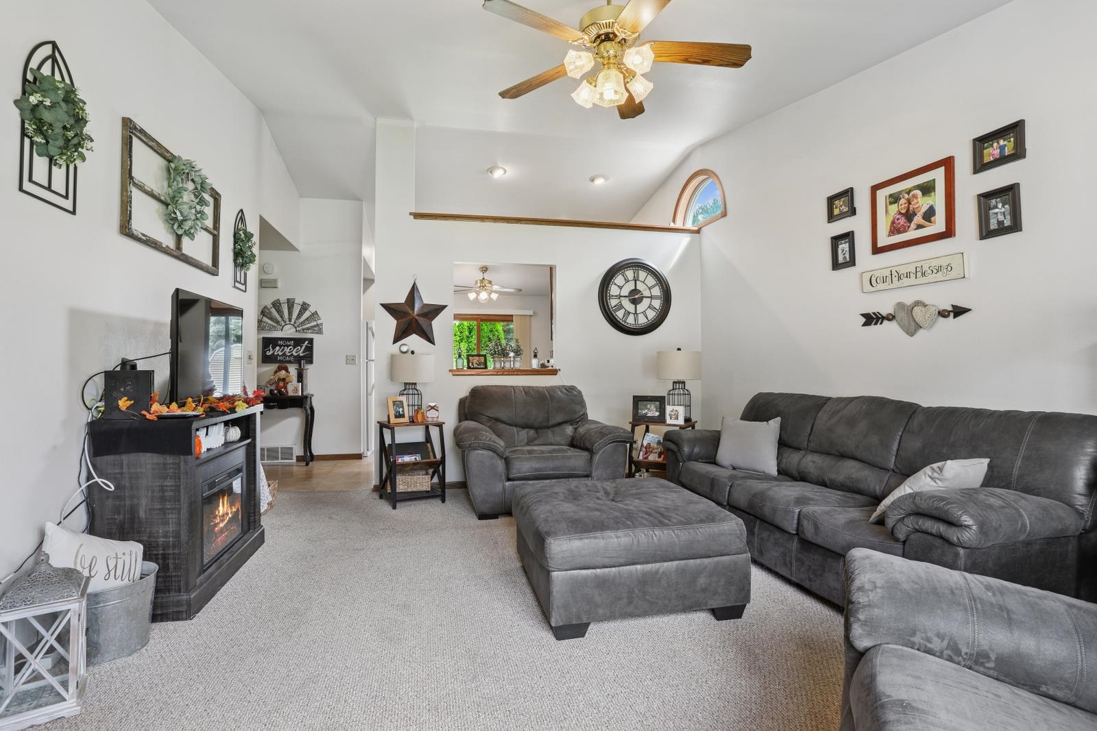 308 S 5th Street Property Photo 4