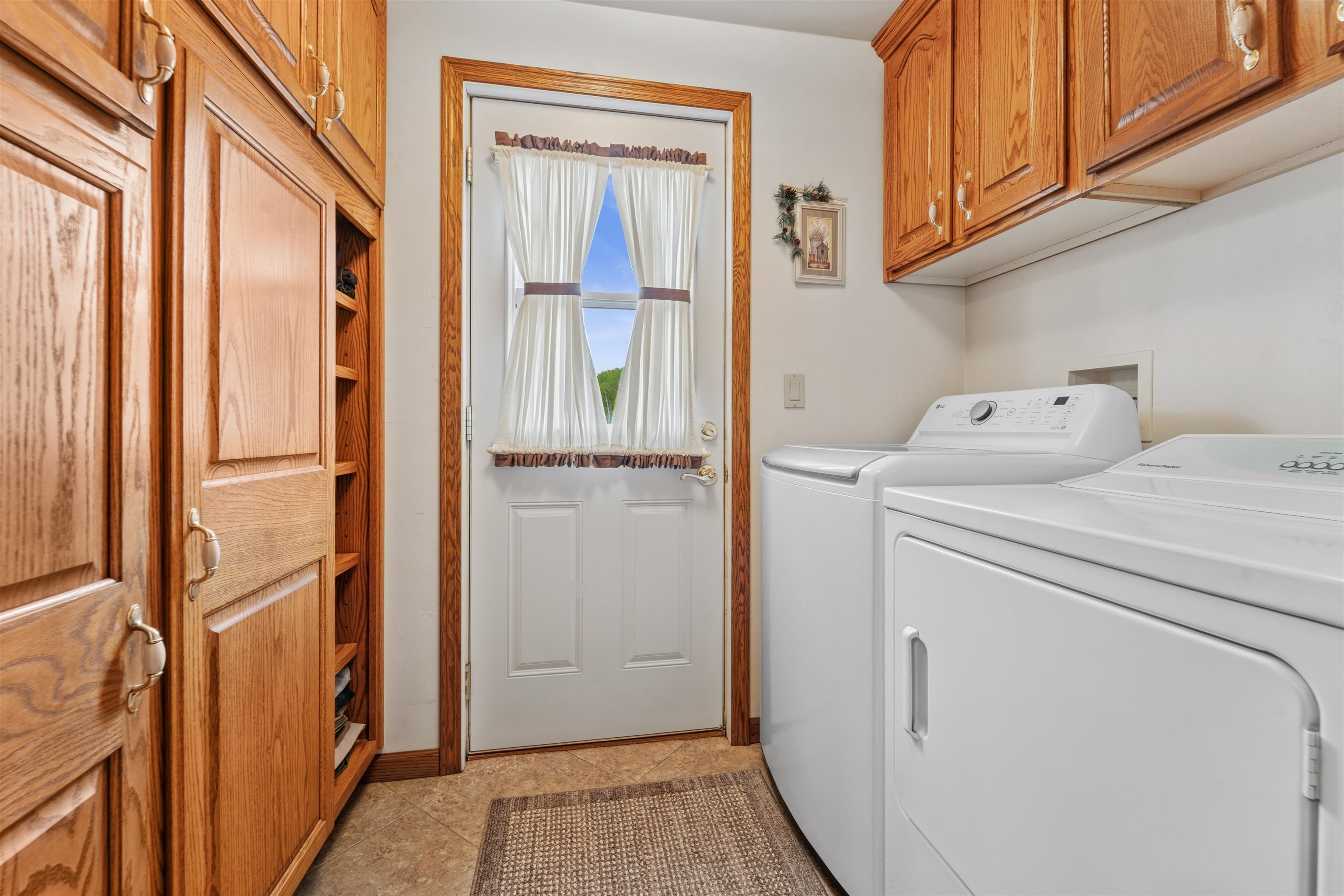 N1100 Wood Lane Property Photo 17