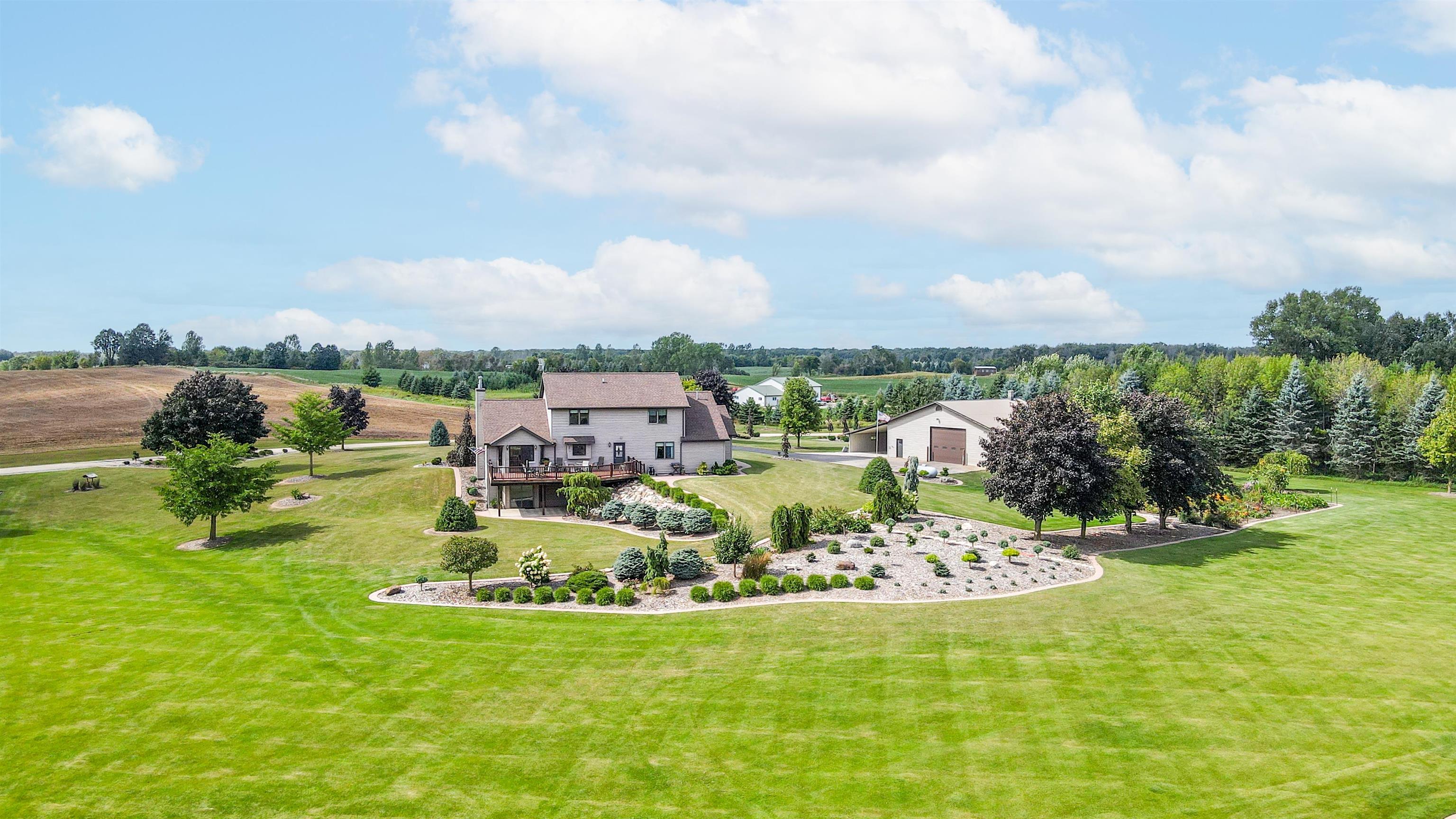 N1100 Wood Lane Property Photo 72