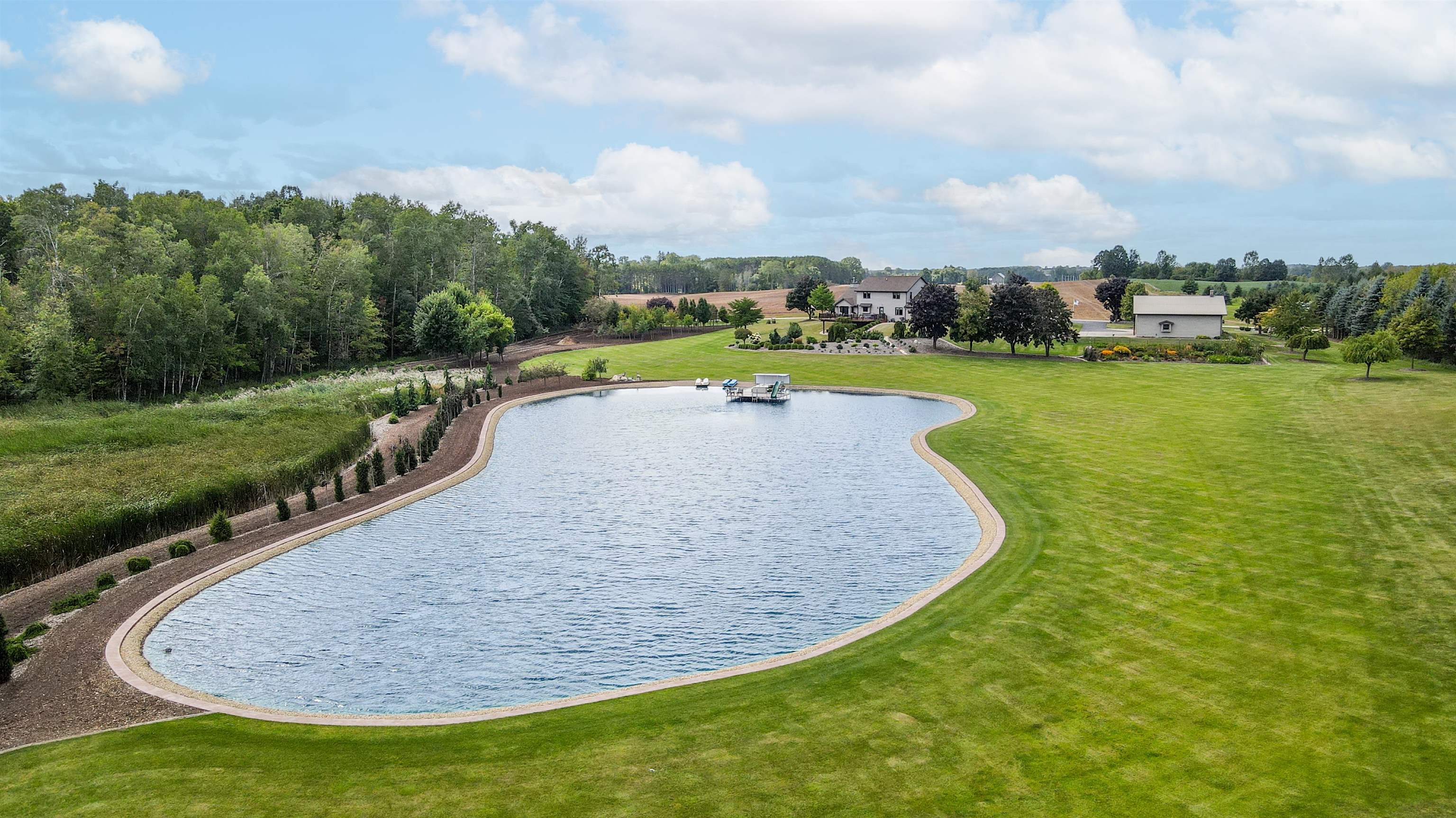 N1100 Wood Lane Property Photo 76