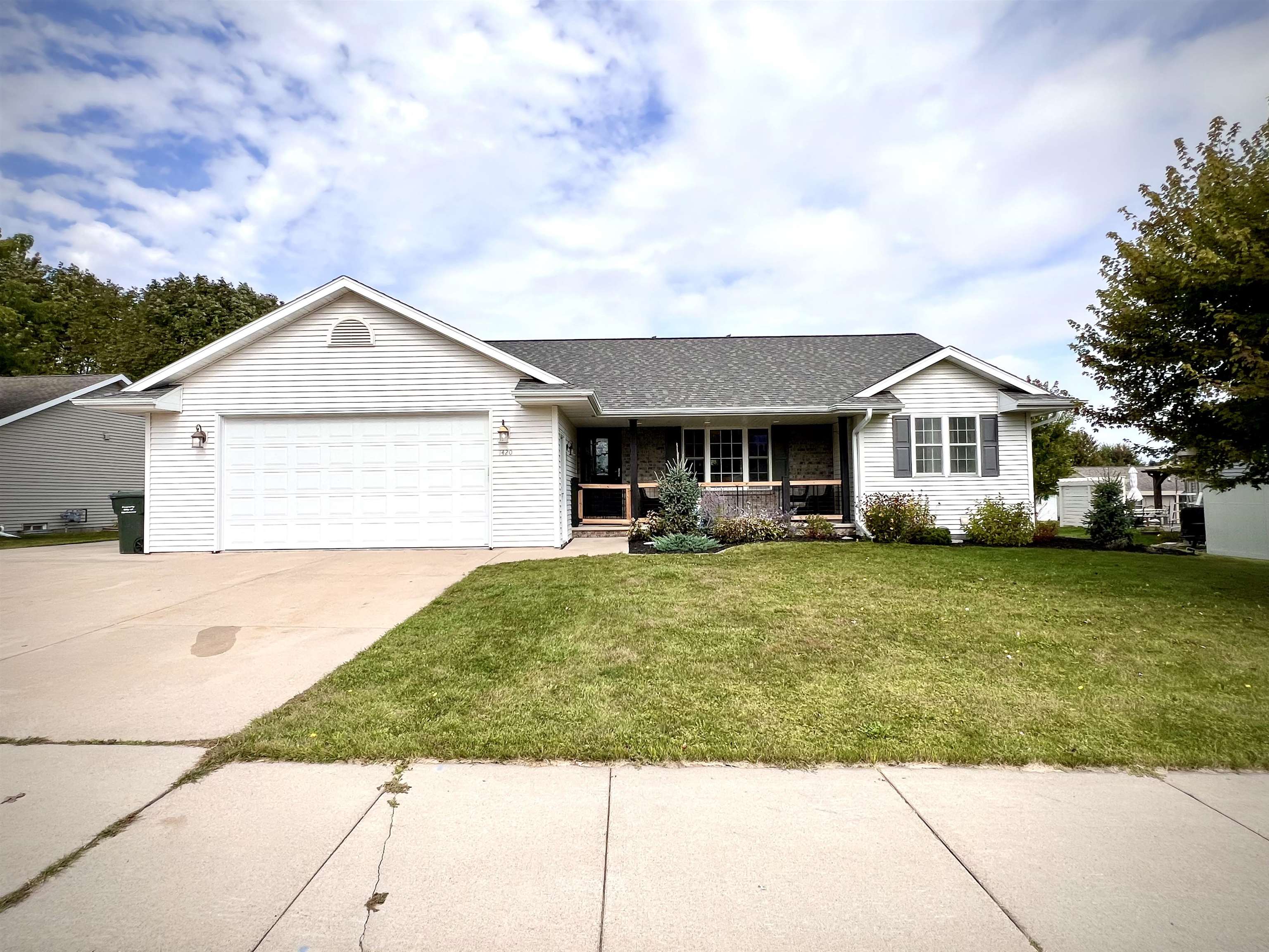 1420 Kevin Drive Property Photo 1
