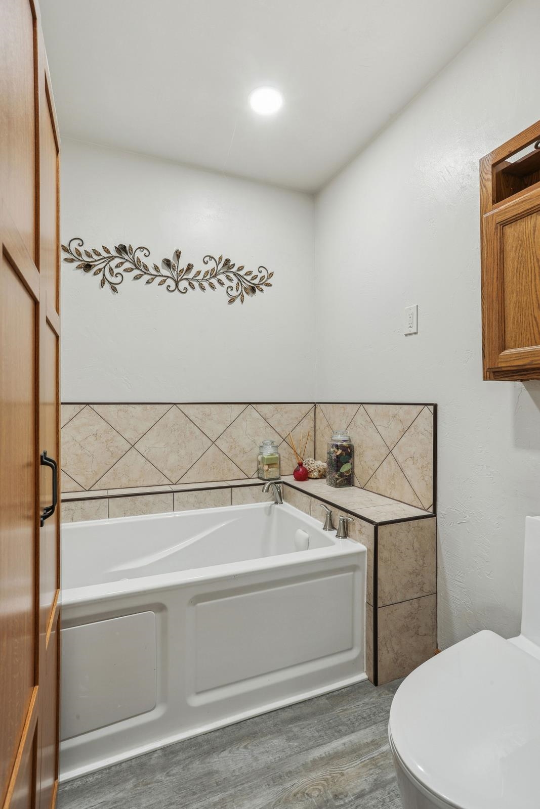 W189 Allen Dale Lane Property Photo 14