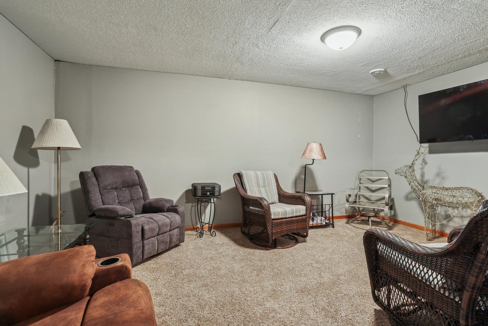 W189 Allen Dale Lane Property Photo 18