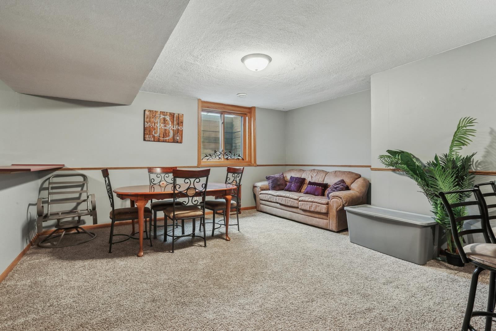 W189 Allen Dale Lane Property Photo 19