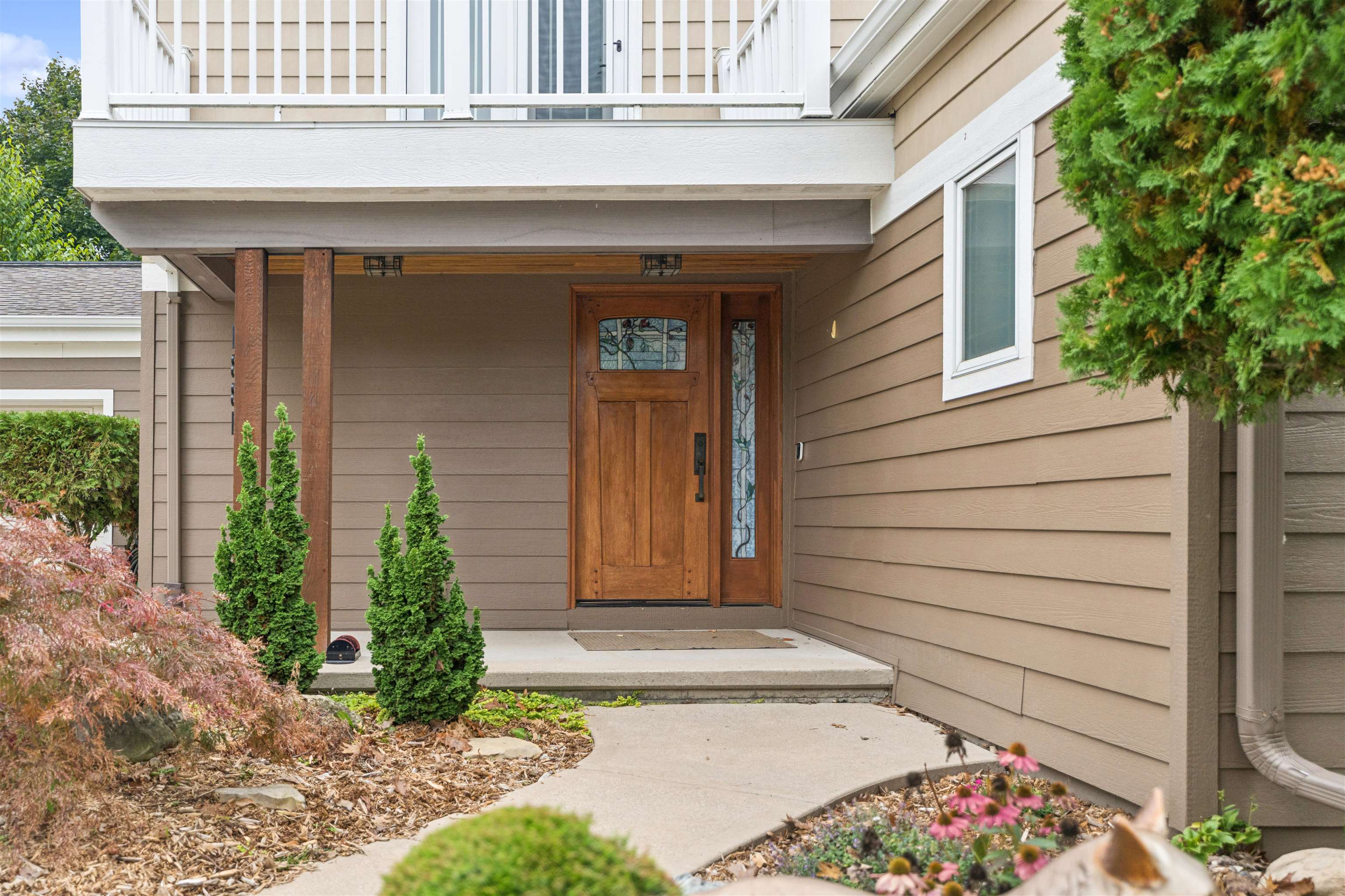 1331 N Briarcliff Drive Property Photo 2