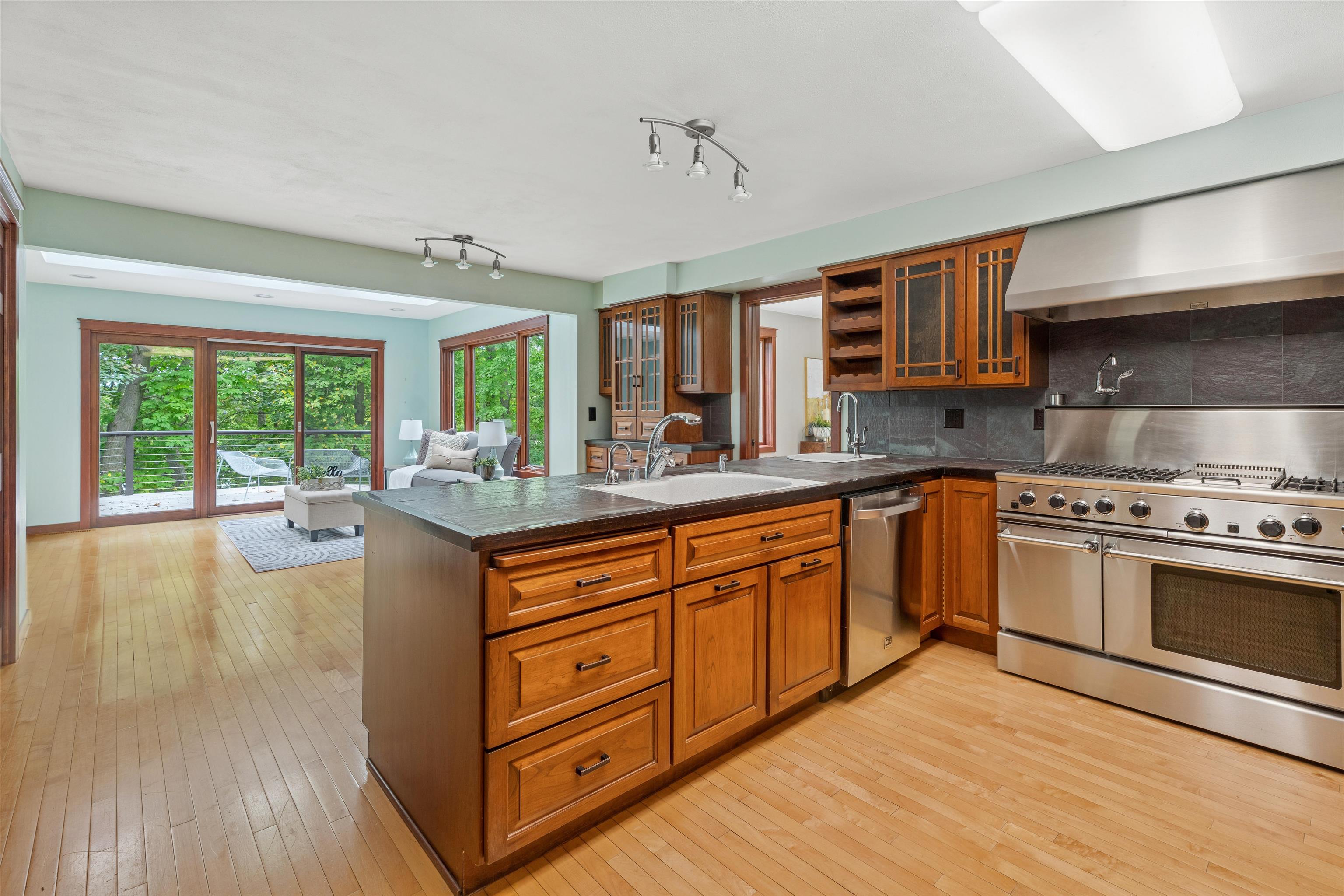 1331 N Briarcliff Drive Property Photo 13