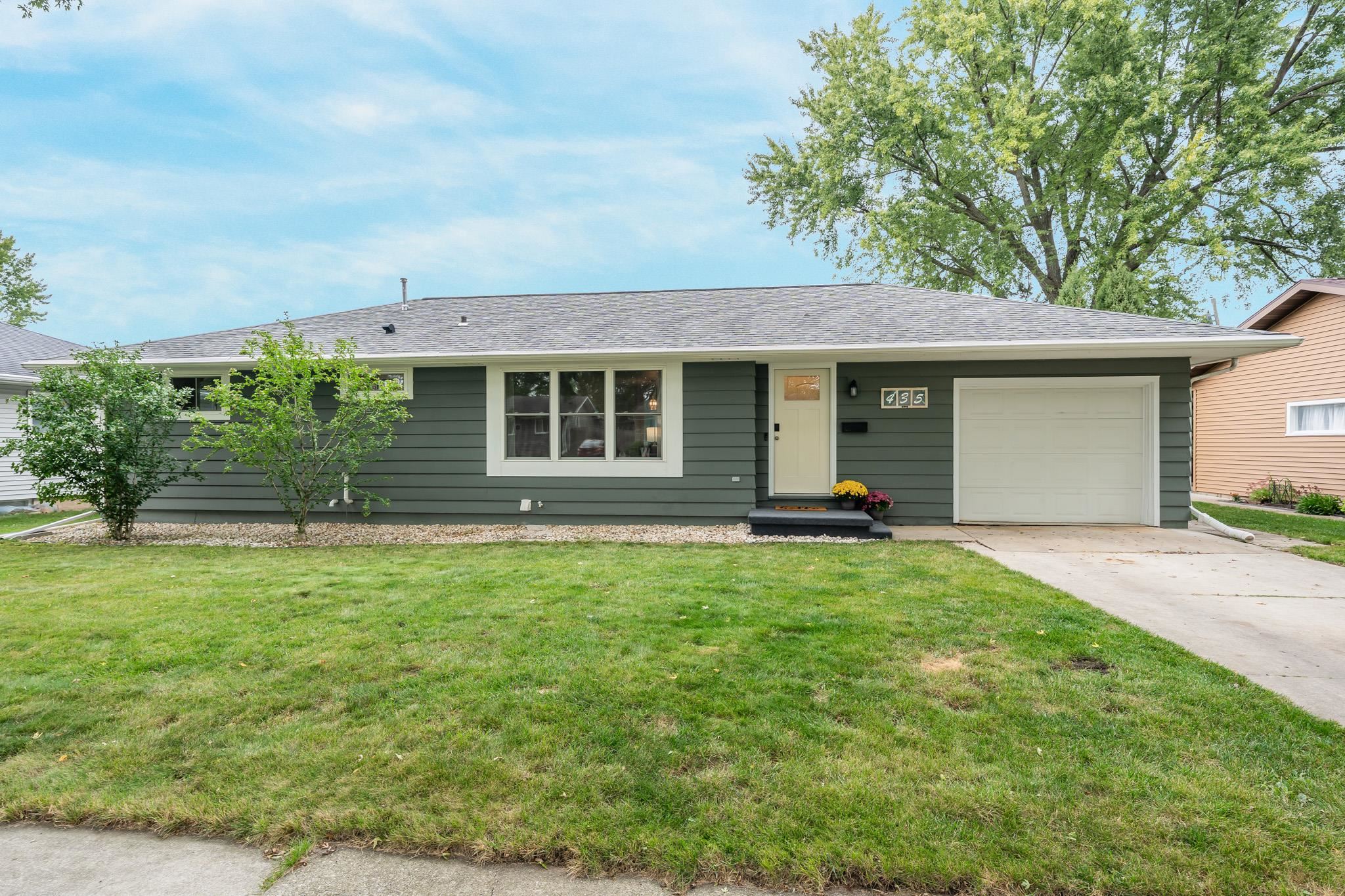 435 E Mcwilliams Street Property Photo 1