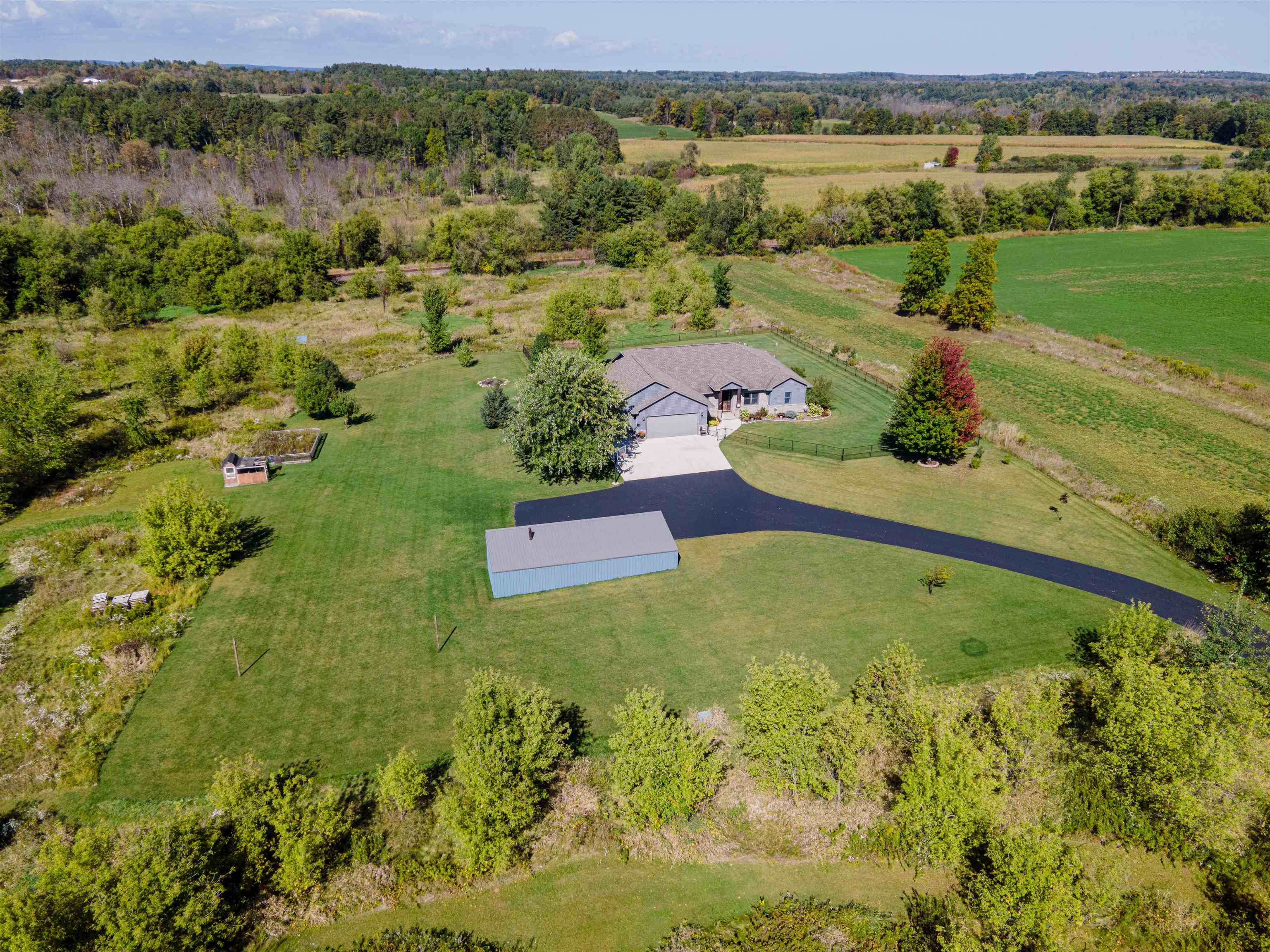 E9498 Brehmer Road Property Photo 62
