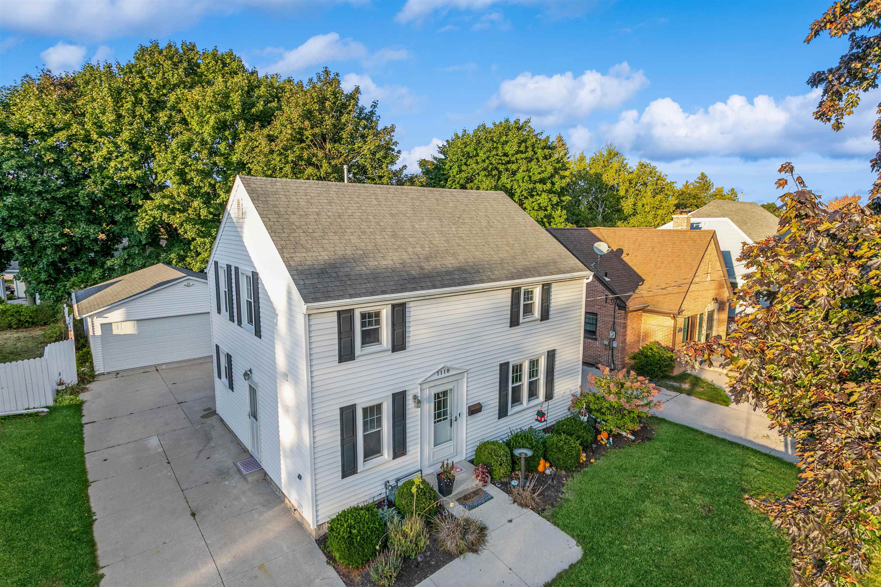 1118 Fairmont Lane Property Photo 1