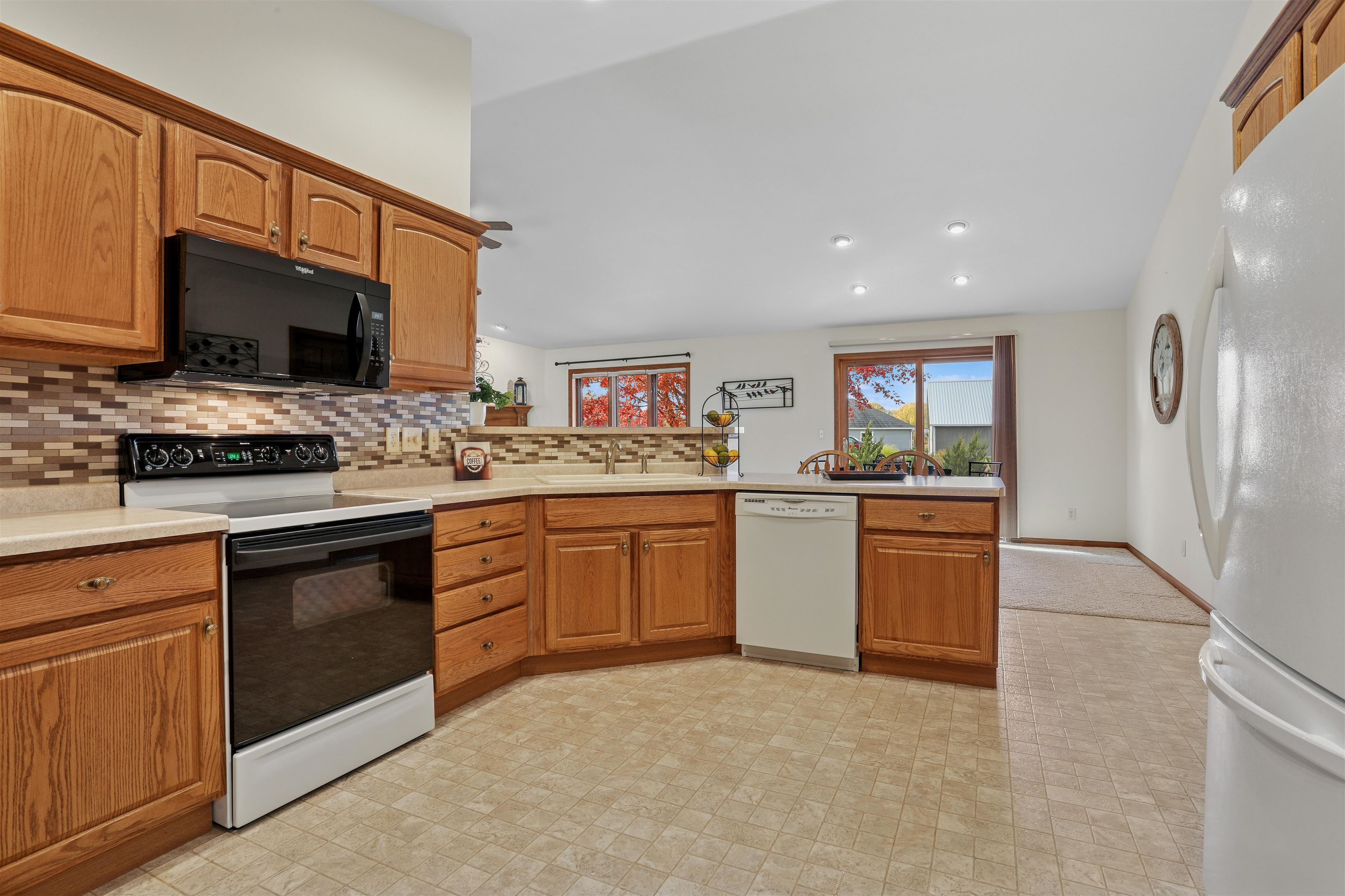 N8865 Tiffany Lane Property Photo 8