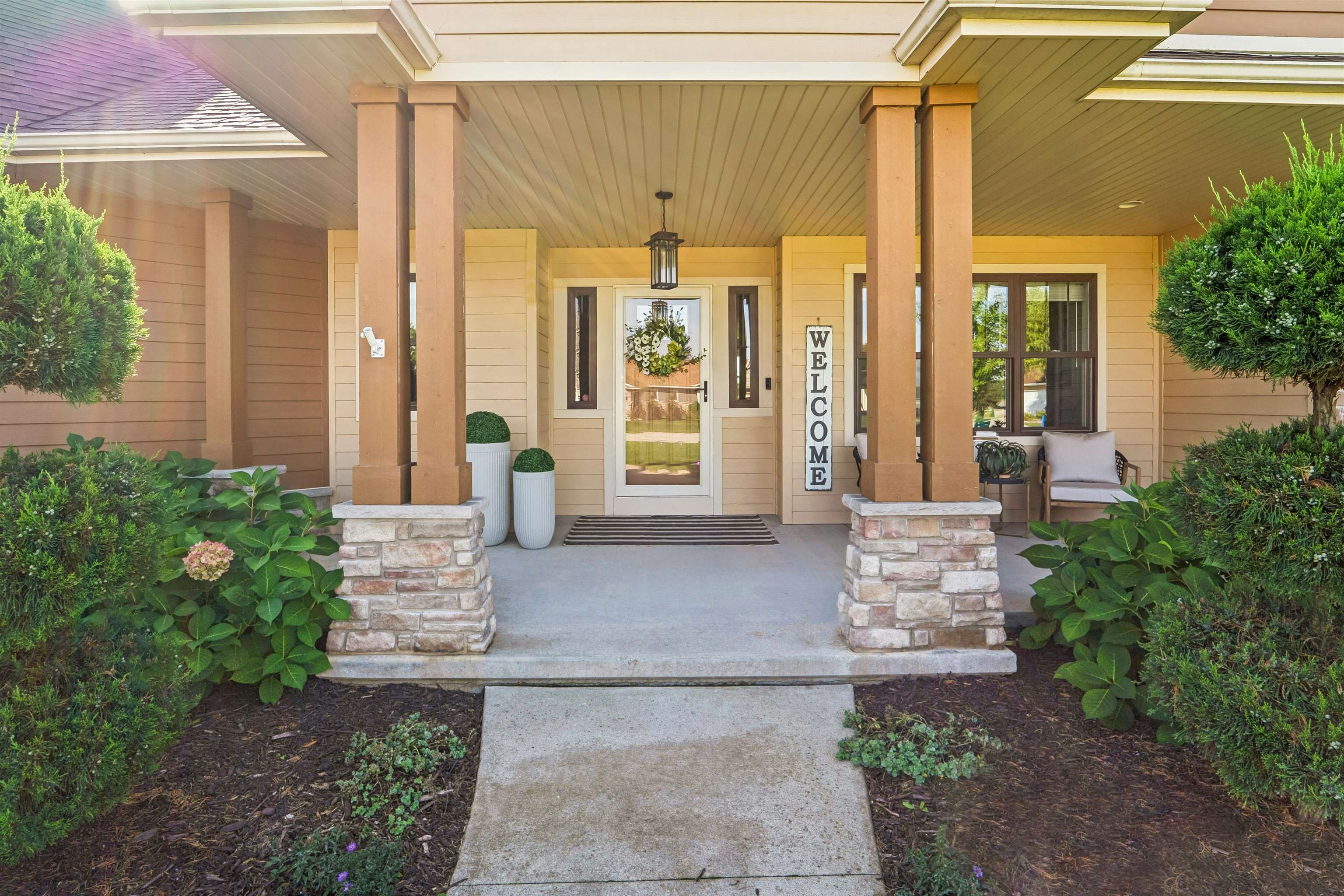 5039 W Red Barn Court Property Photo 2