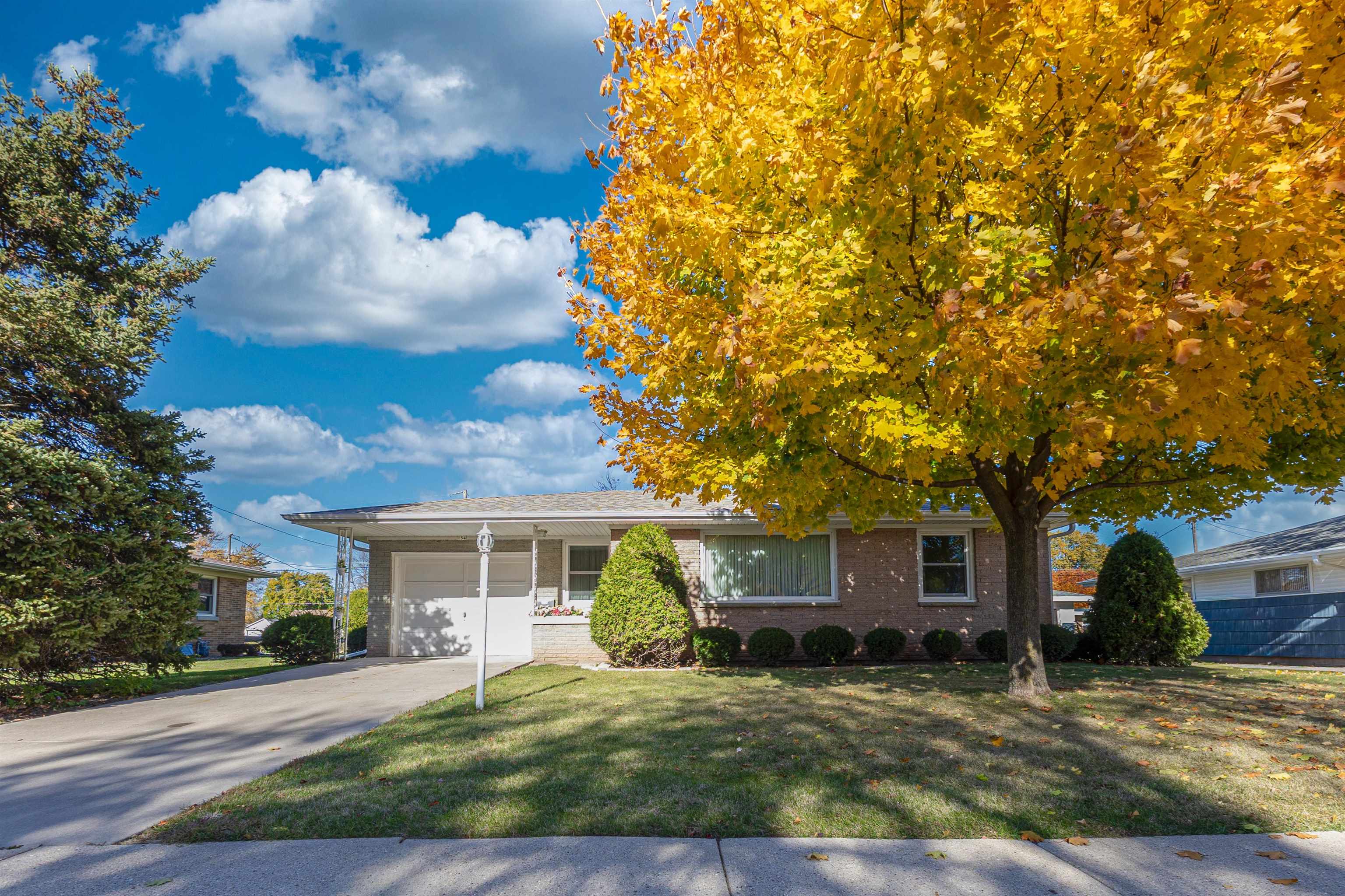 154 W 25th Avenue Property Photo 1