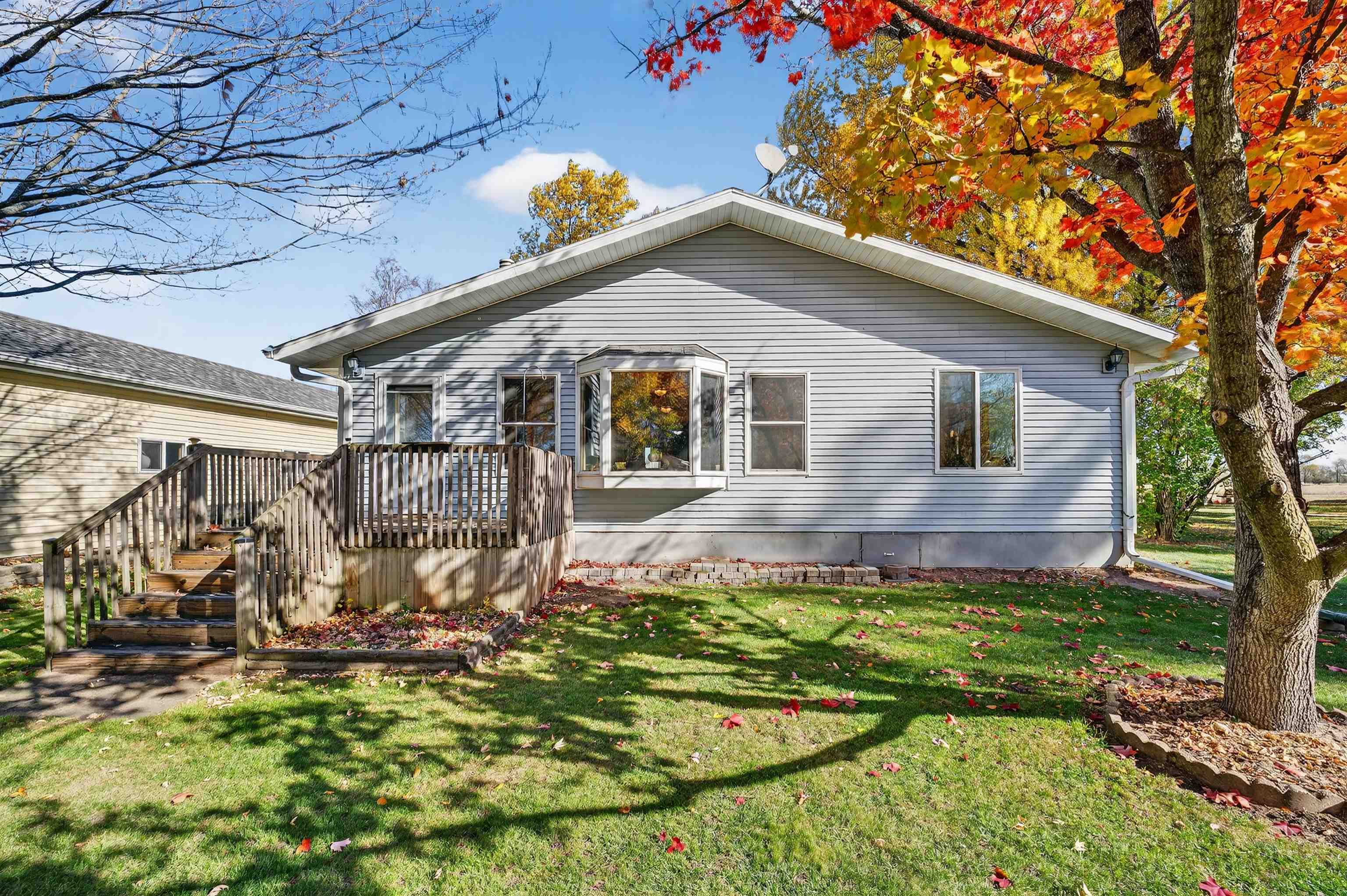 7825 Boom Bay Heights Road Property Photo 1