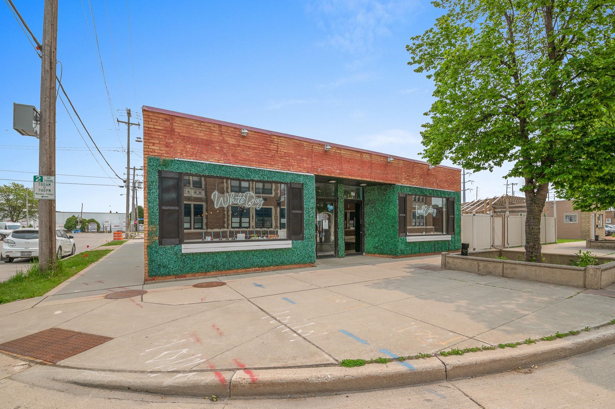 201 S Broadway Street Property Photo 1