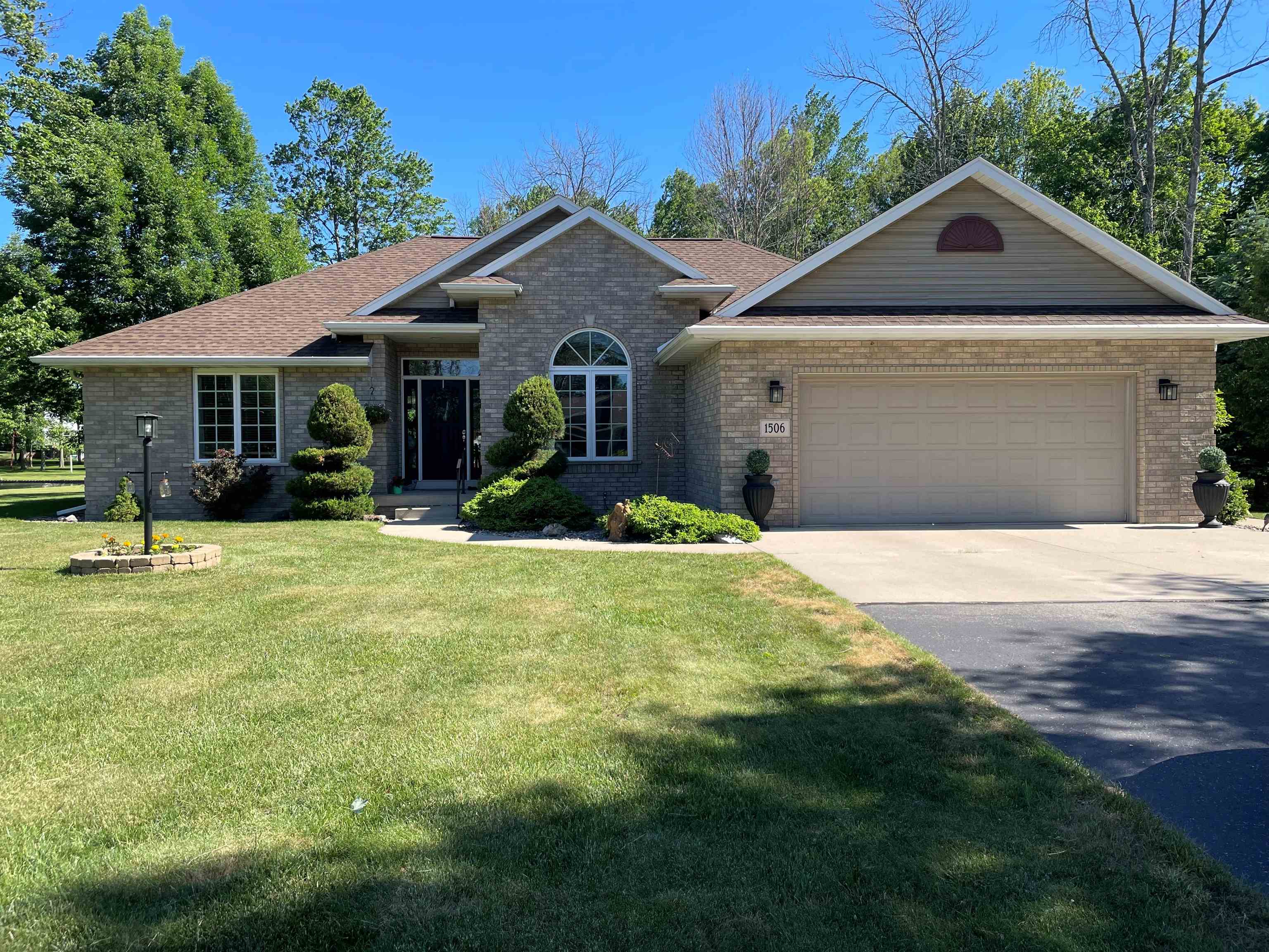 1506 39th Avenue Property Photo 1