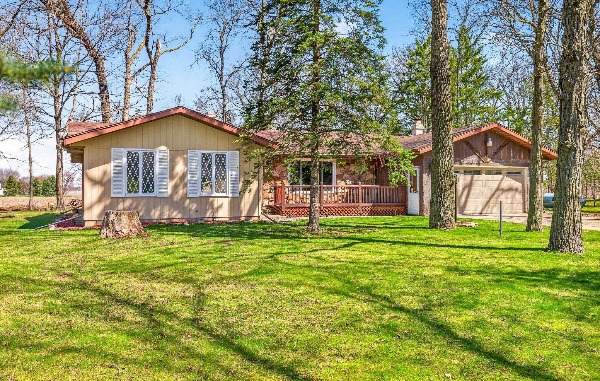 W7975 Treptow Lane Property Photo 1
