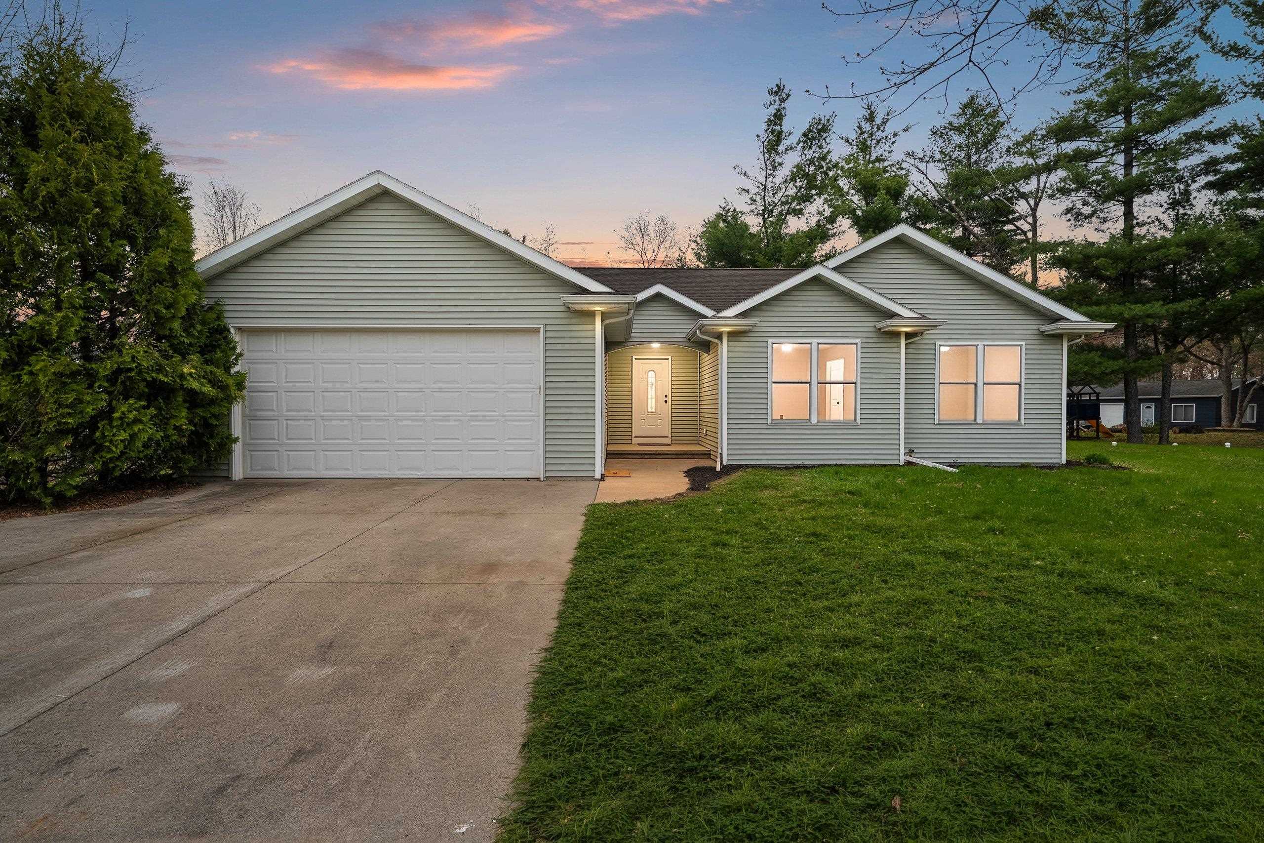 N3150 W SILVER LAKE Drive