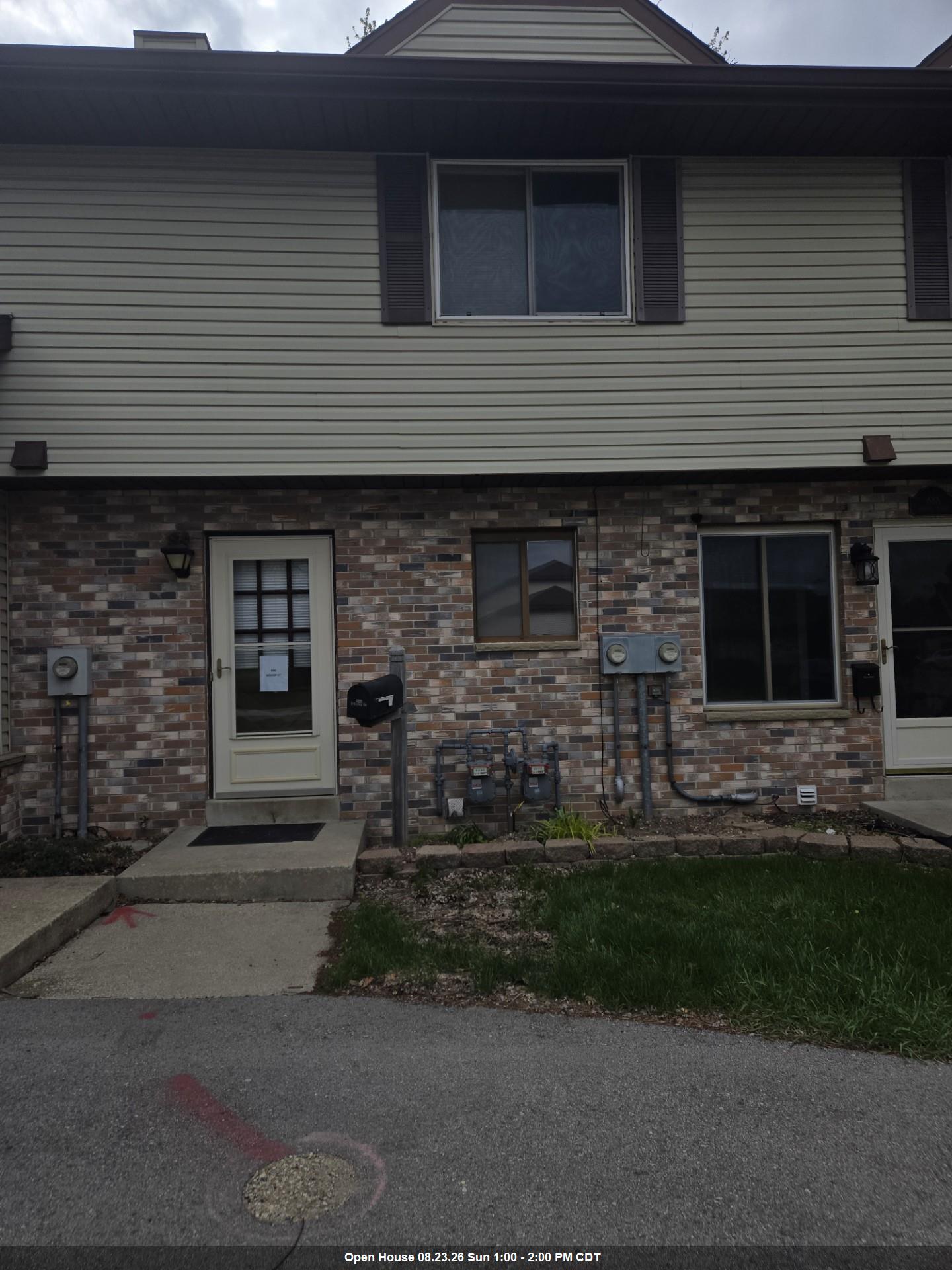 890 Bishop Court Property Photo 1