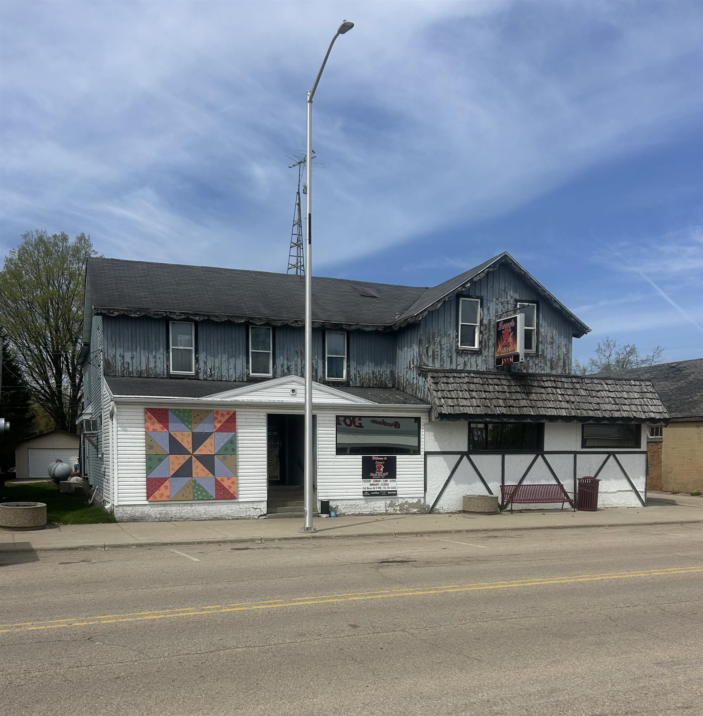 1219 MAIN Street