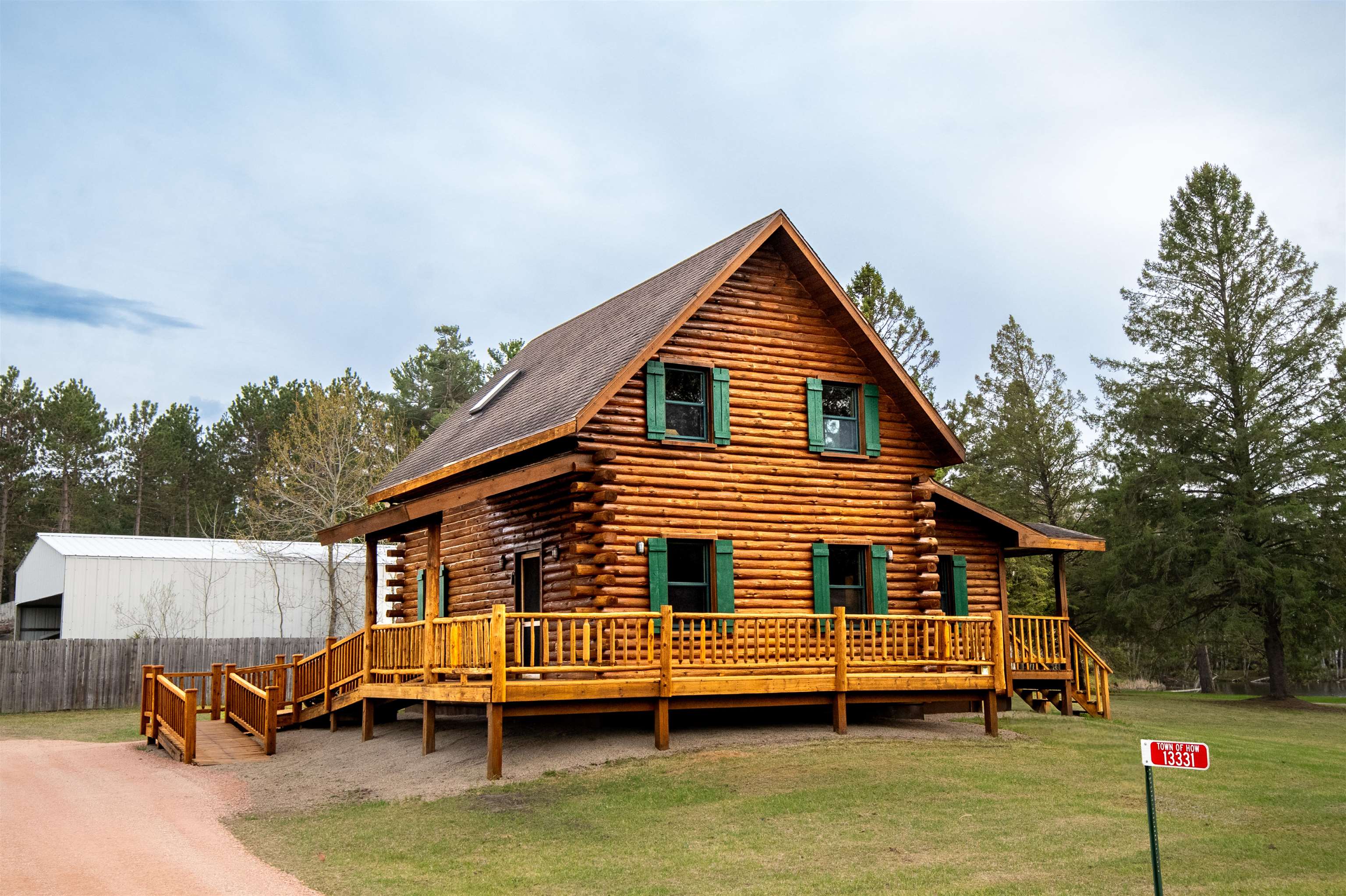 13331 Pine Road Property Photo 1