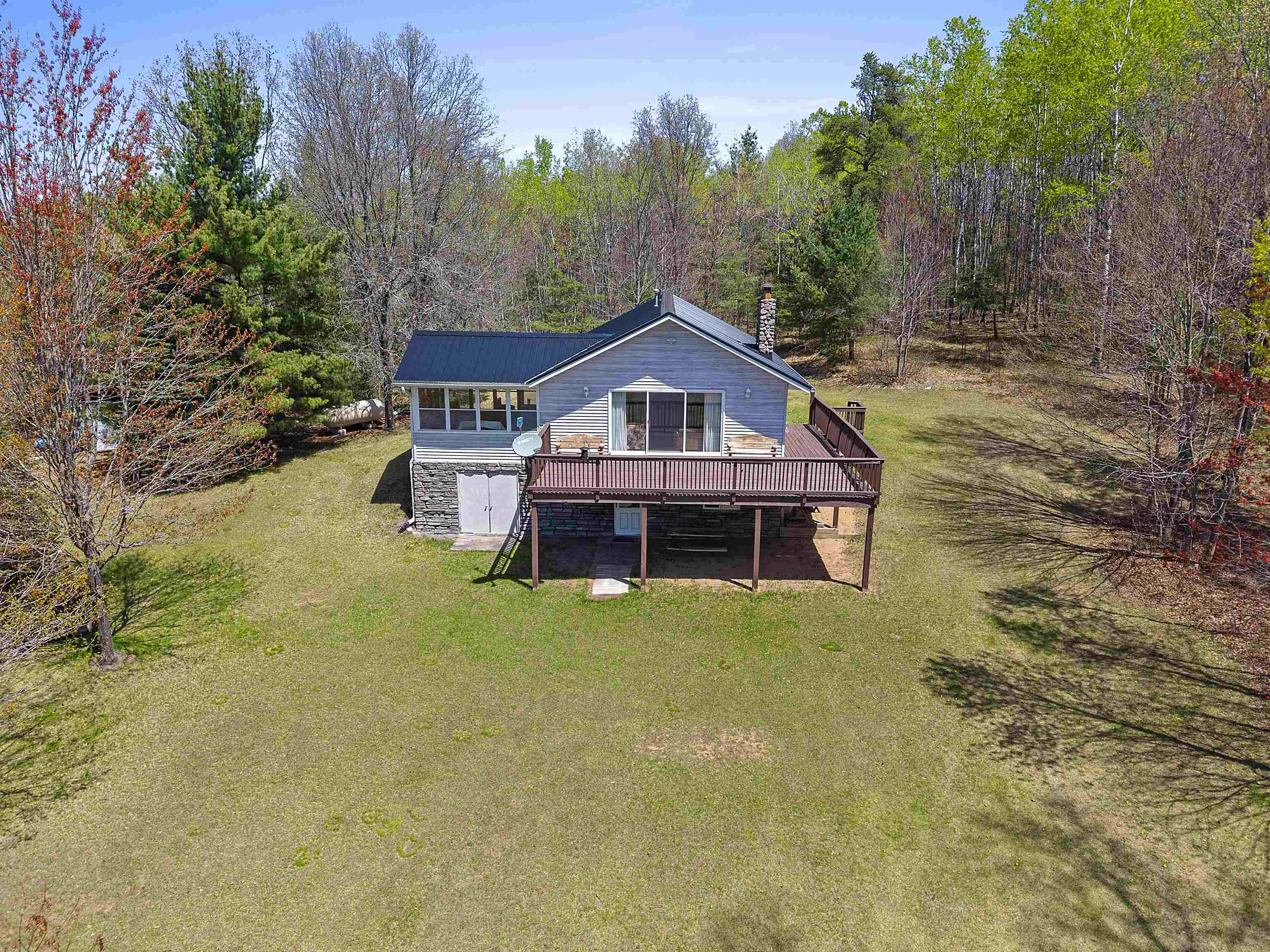 N13898 Mathis Road Property Photo 1