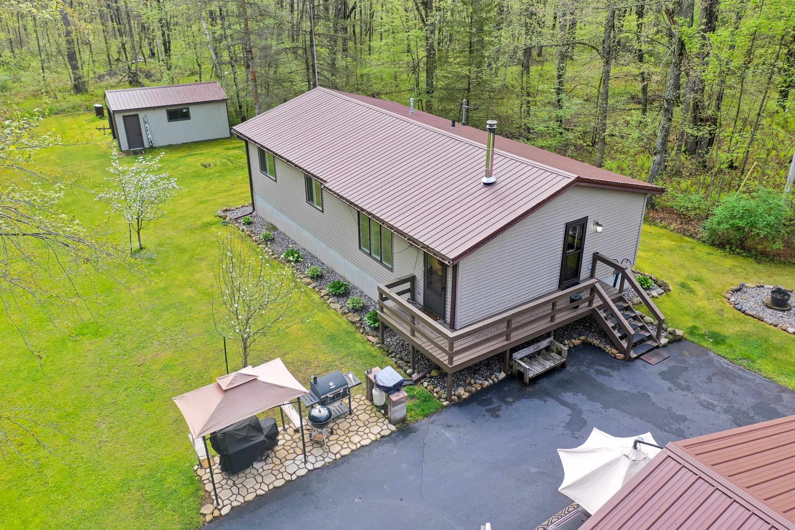 N6828 Springbrook Road Property Photo 1