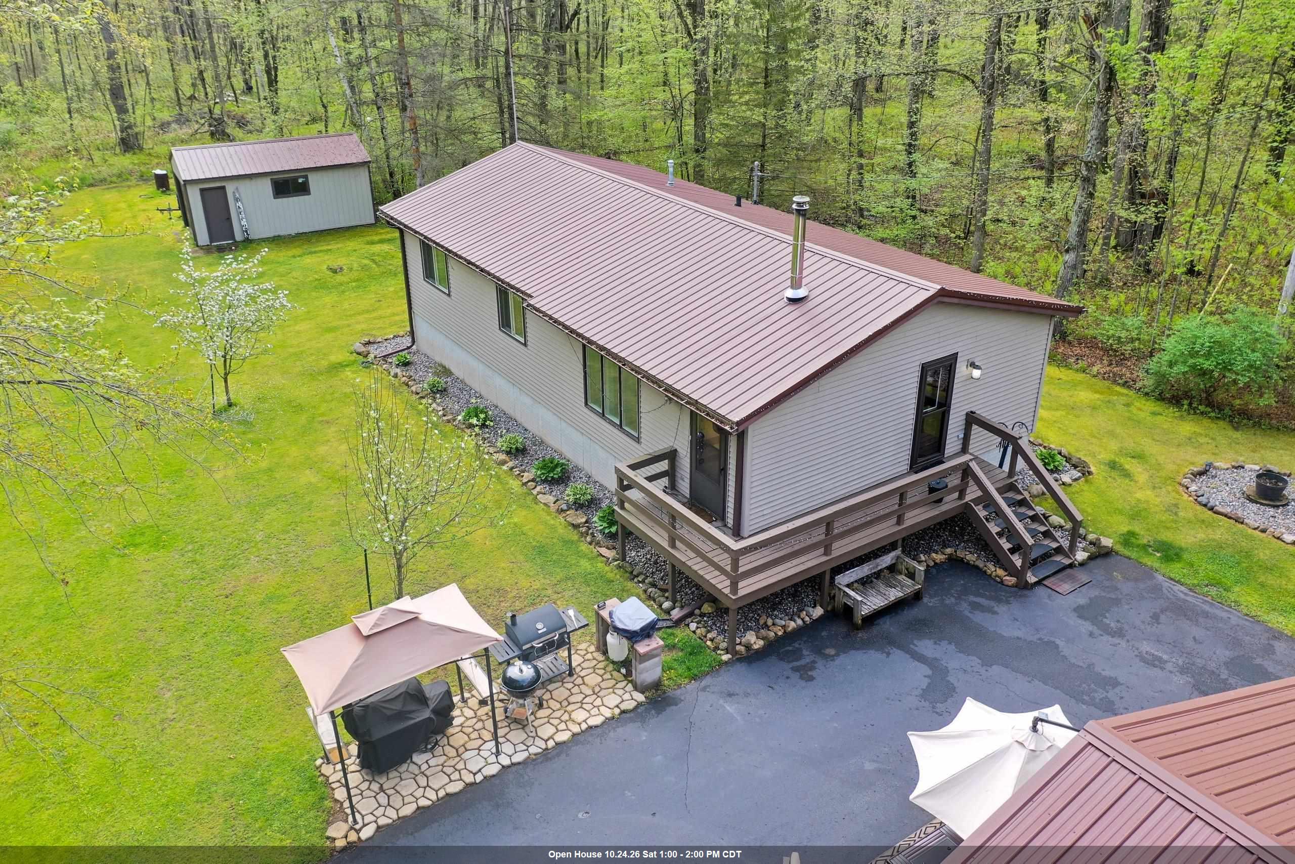 N6828 Springbrook Road Property Photo 1