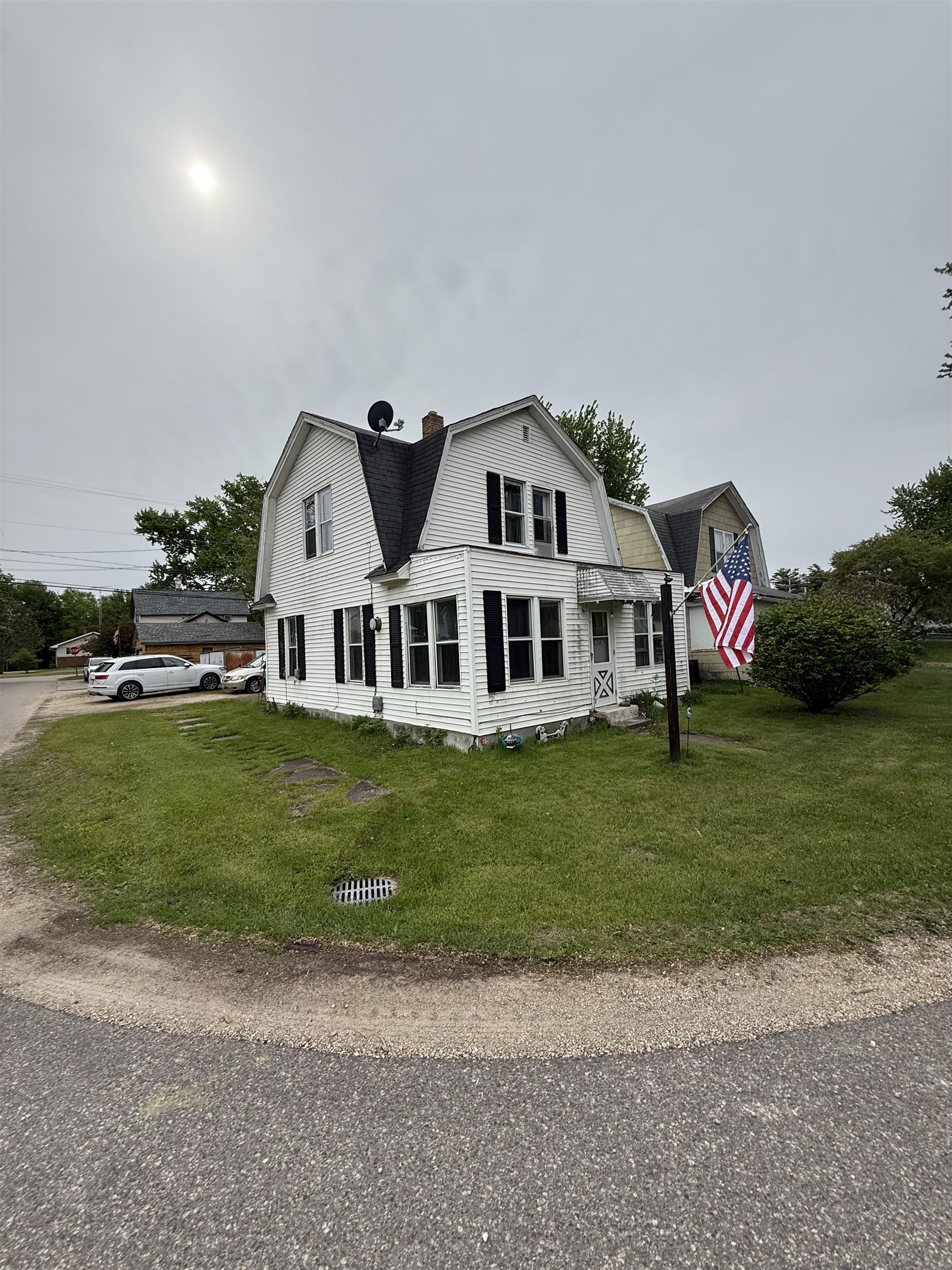 243 Maple Street Property Photo 1