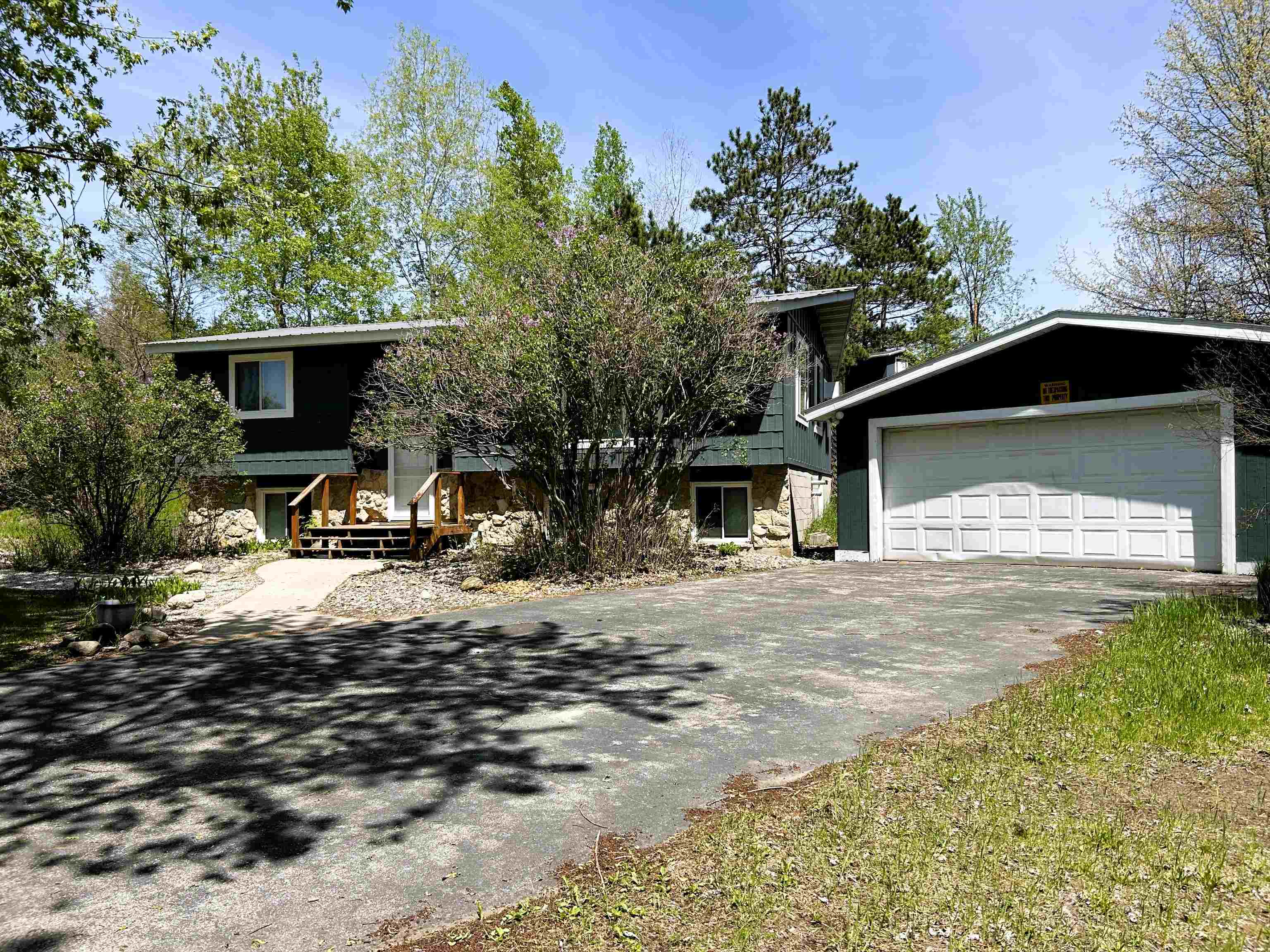 1310 Kenny Drive Property Photo 1