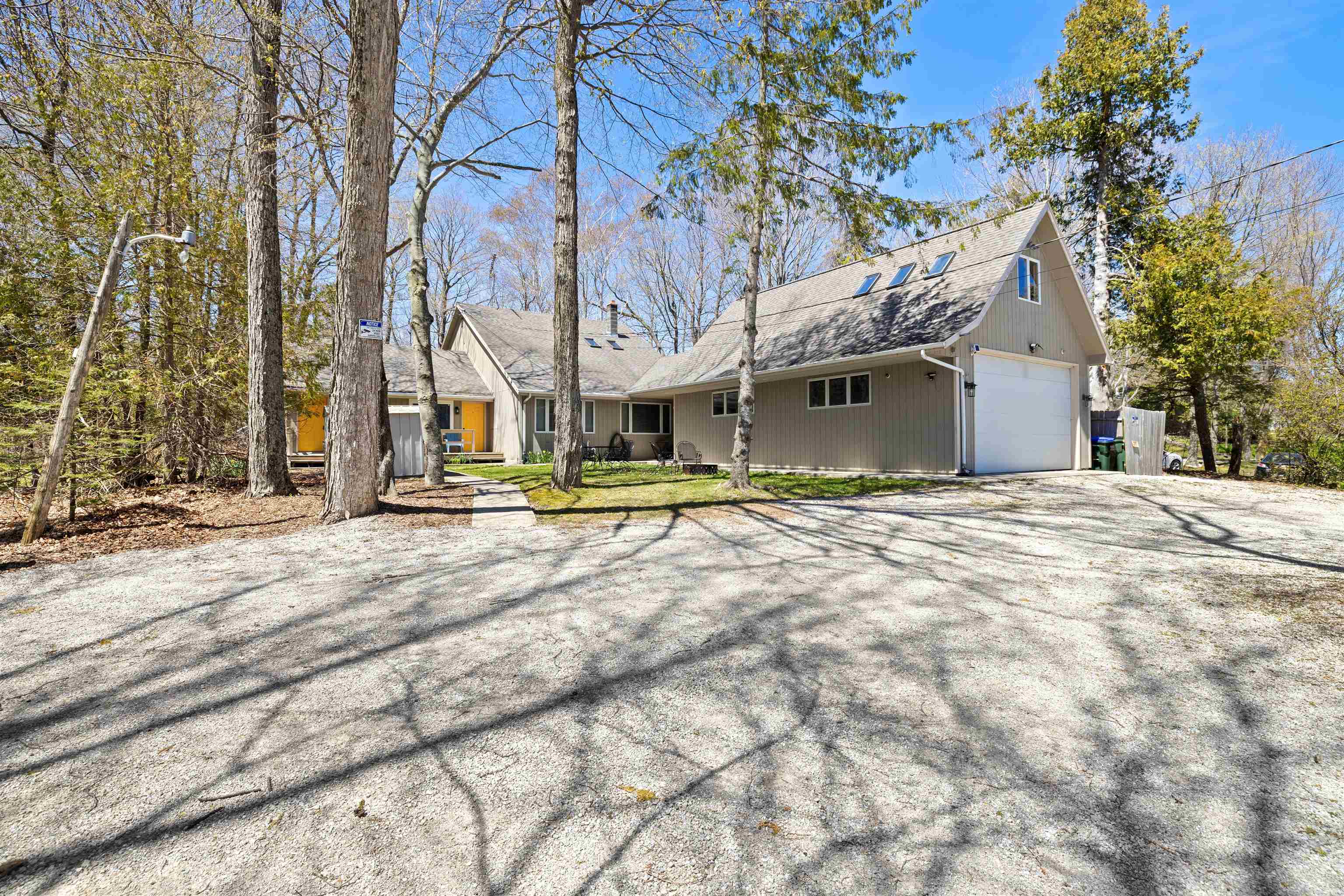 12647 State Highway 42 Property Photo 1