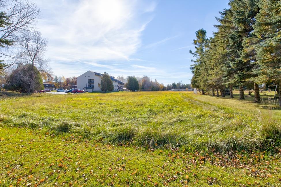 Oconto Avenue Property Photo 1