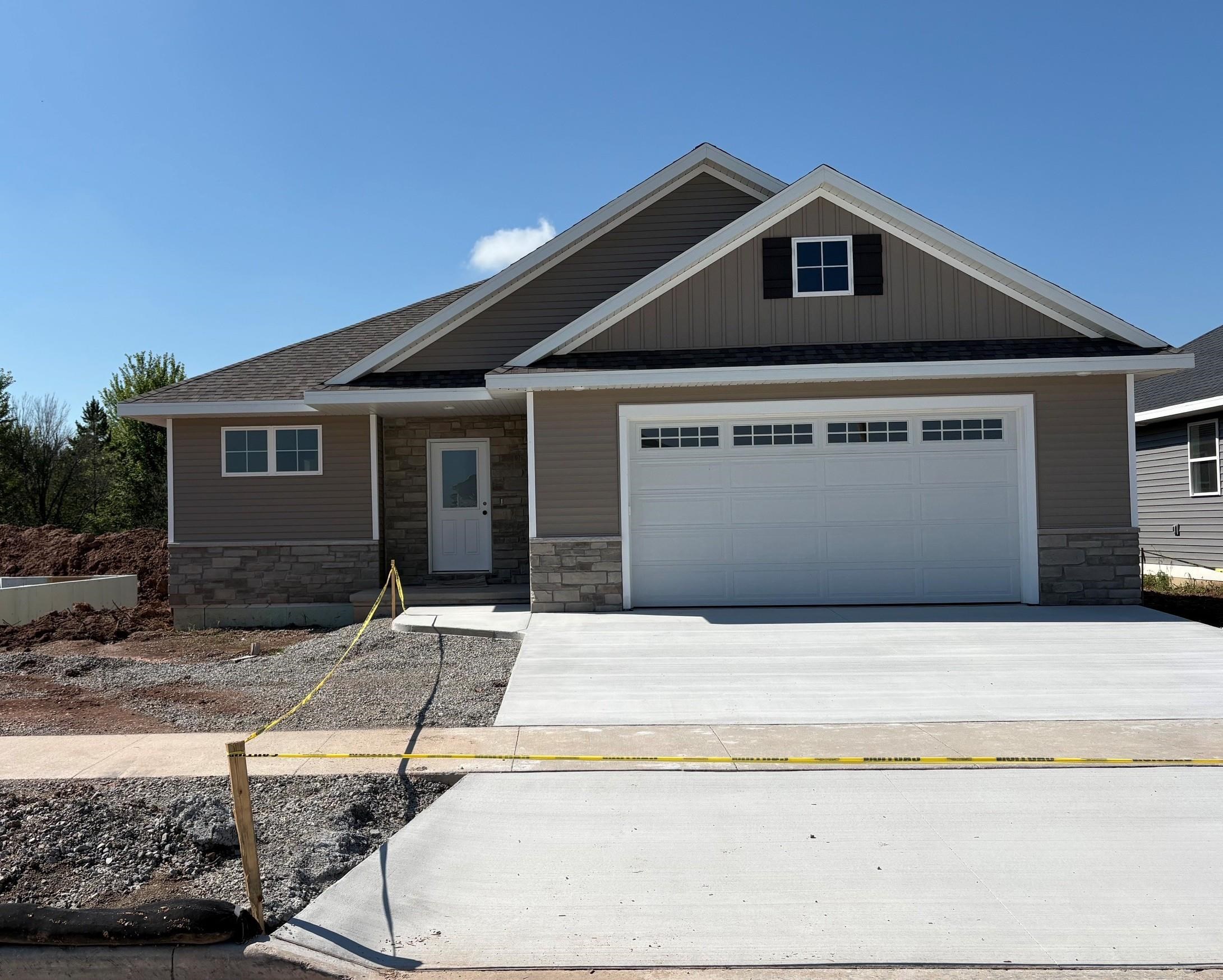 2105 Golden Gate Drive Property Photo 1