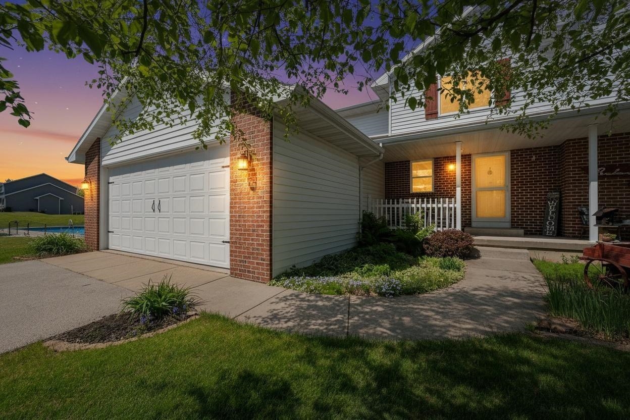 483 Madeline Lane Property Photo 1