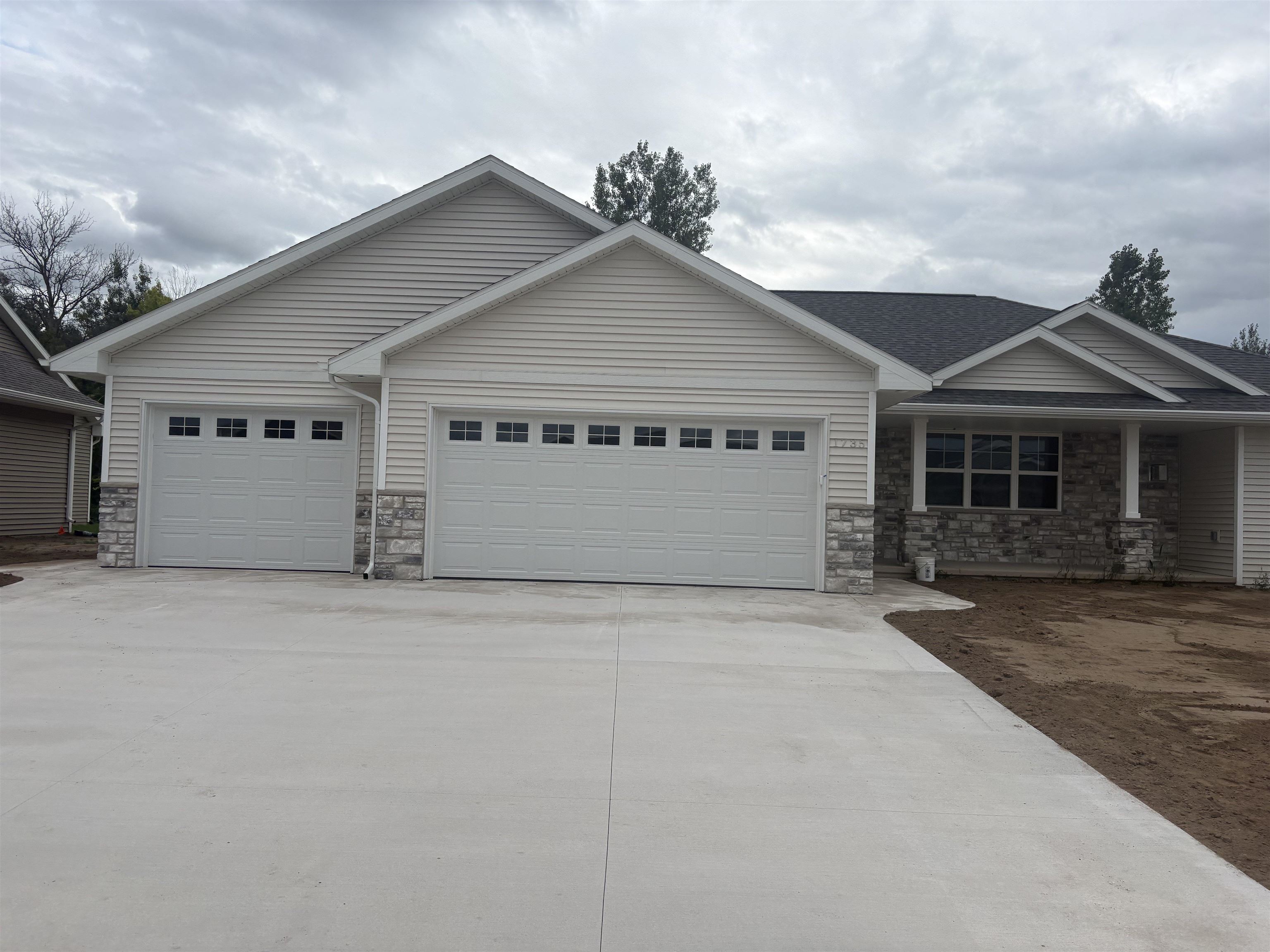 1735 Betty Jean Lane Property Photo 1