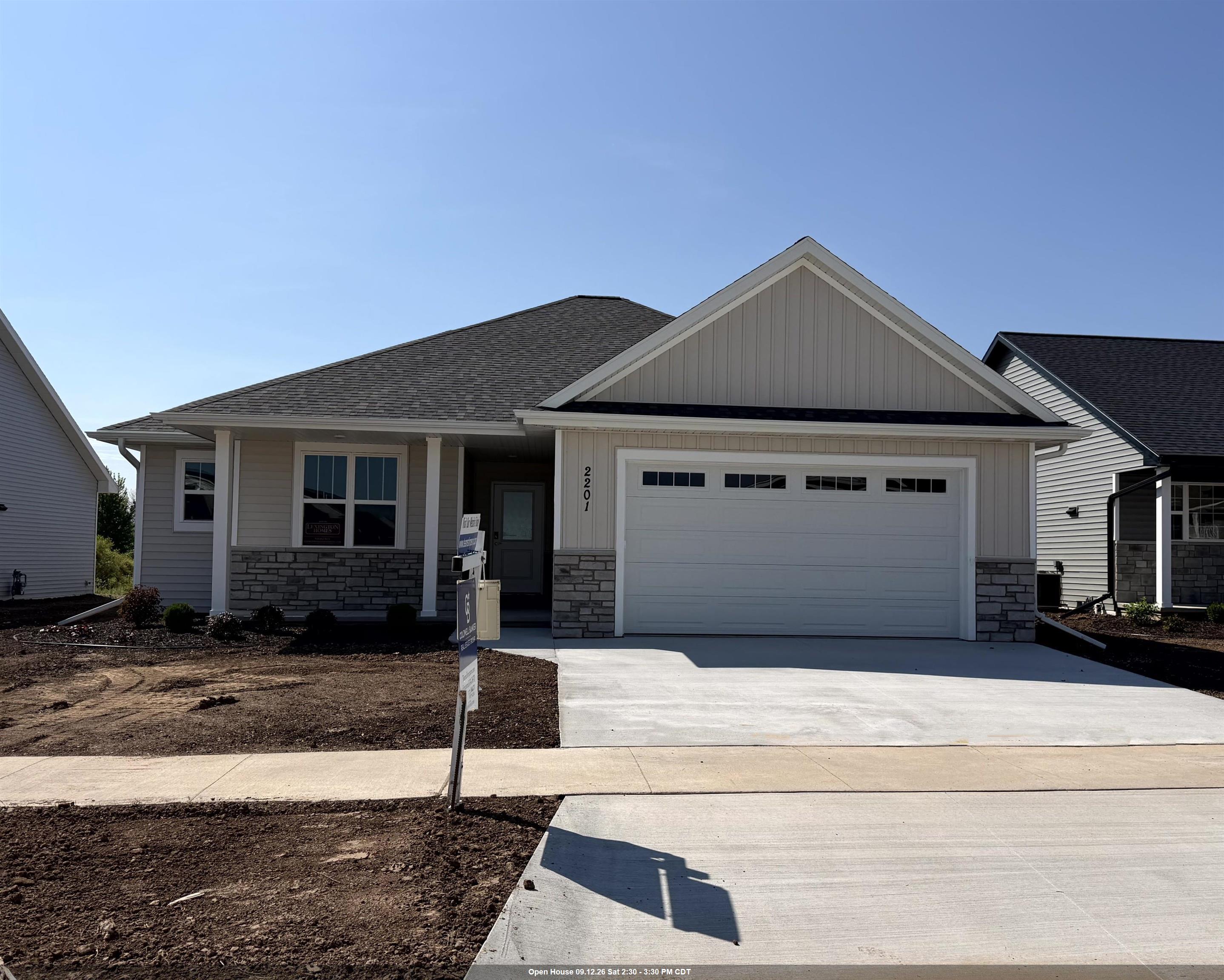2201 Golden Gate Drive Property Photo 1