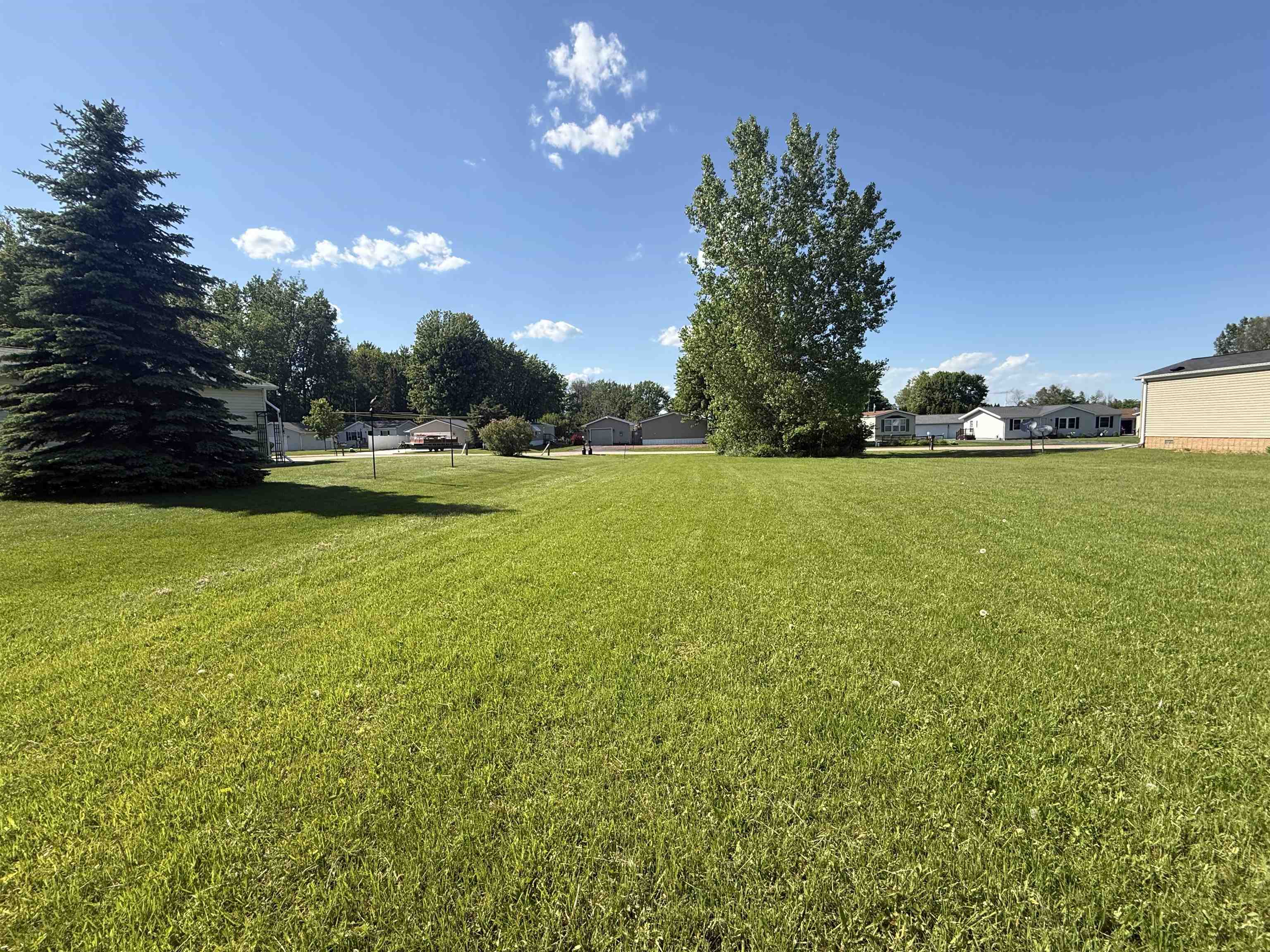 Tomahawk Lane Property Photo 1