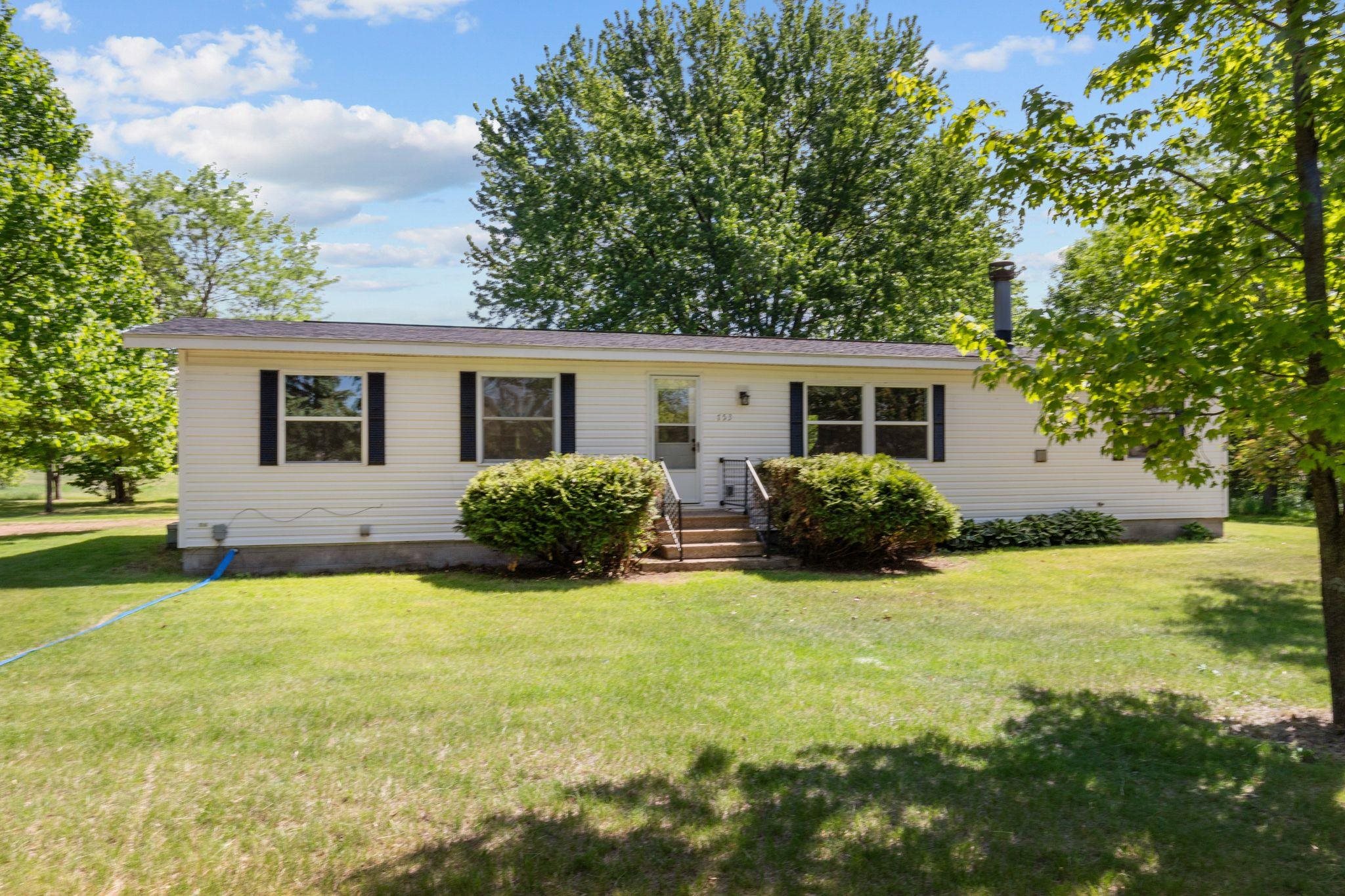 5753 Shady Drive Property Photo 1
