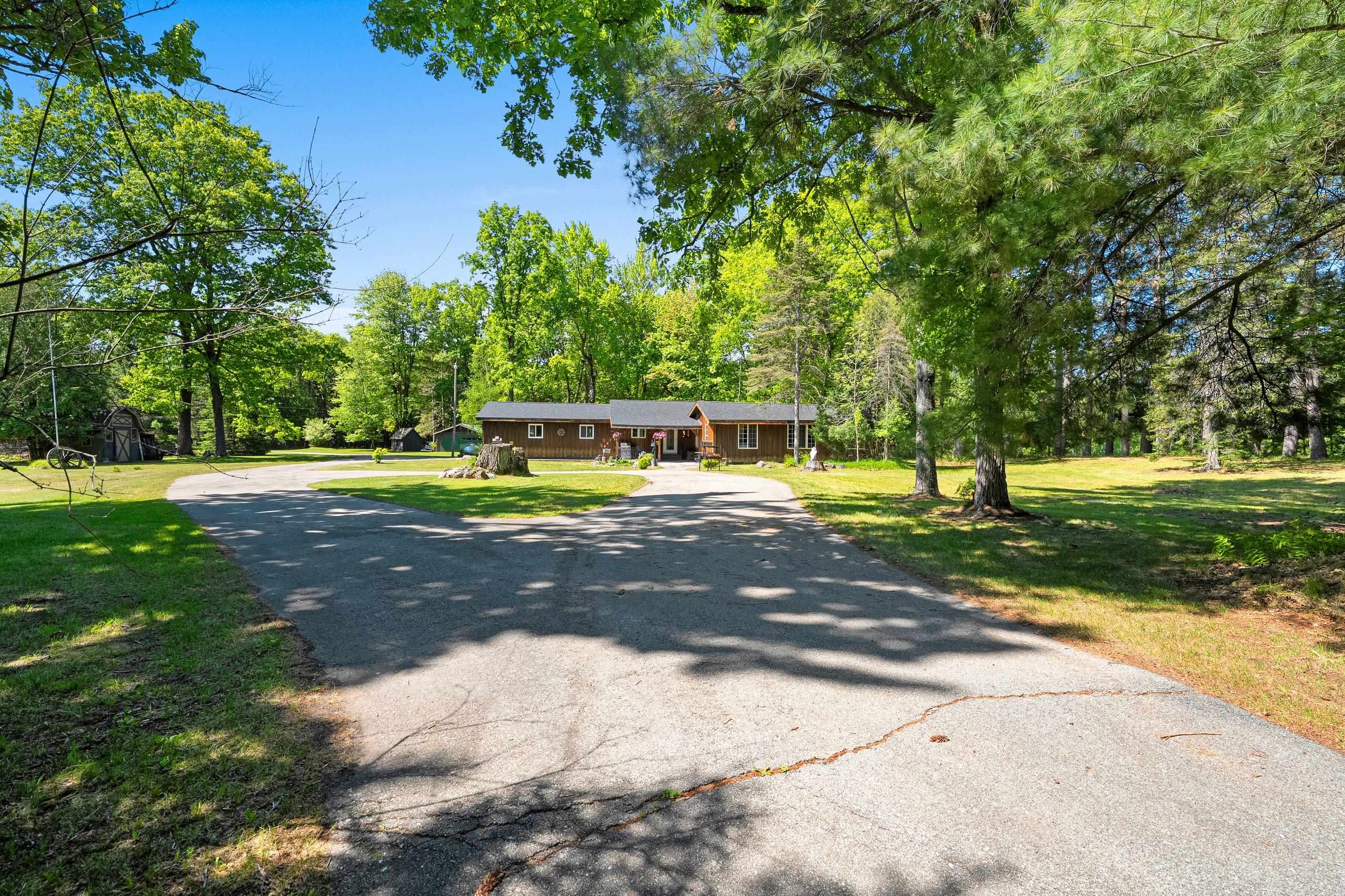 N4585 County Road W Property Photo 1