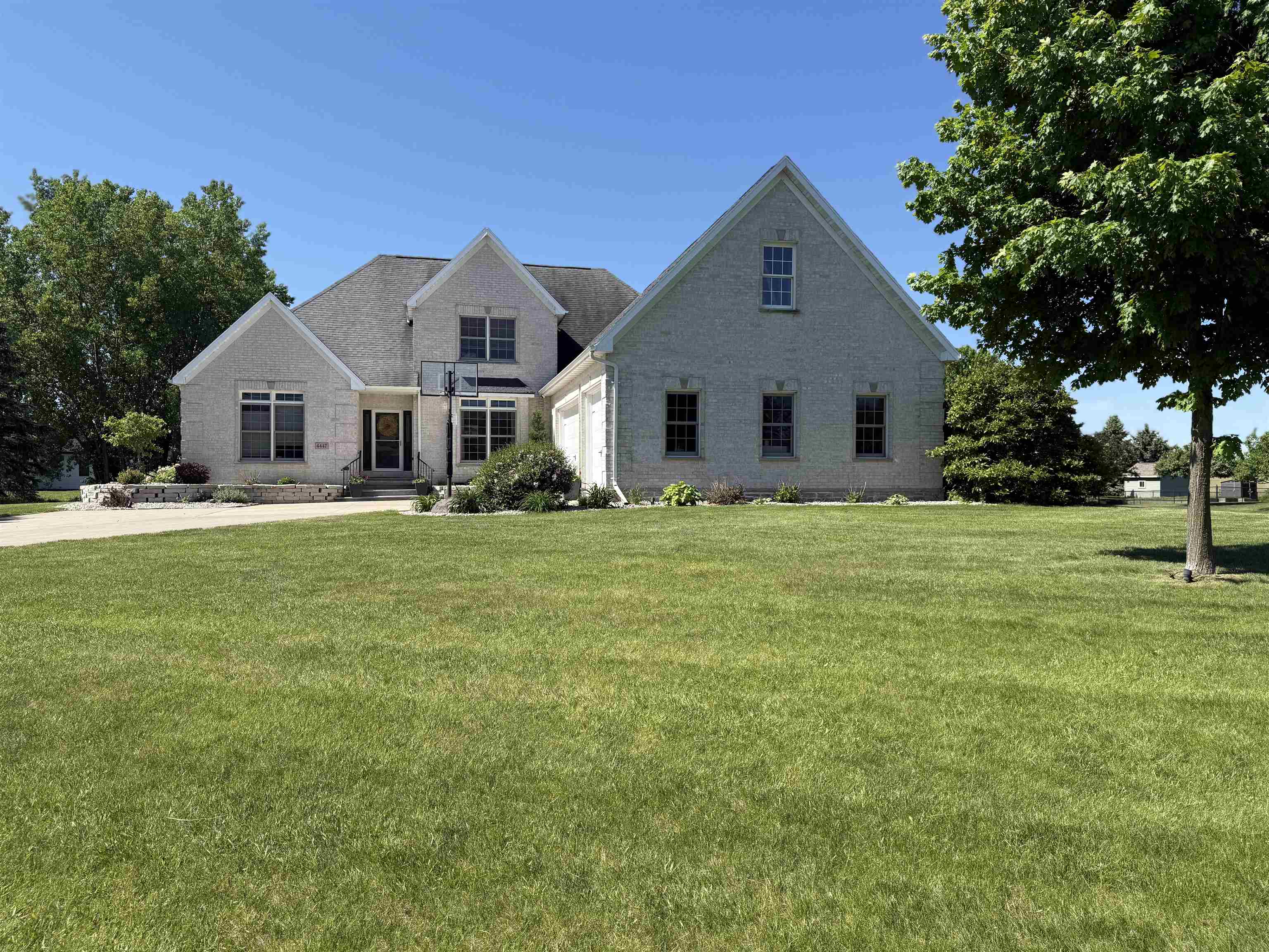 4447 Harbor Village Drive Property Photo 1