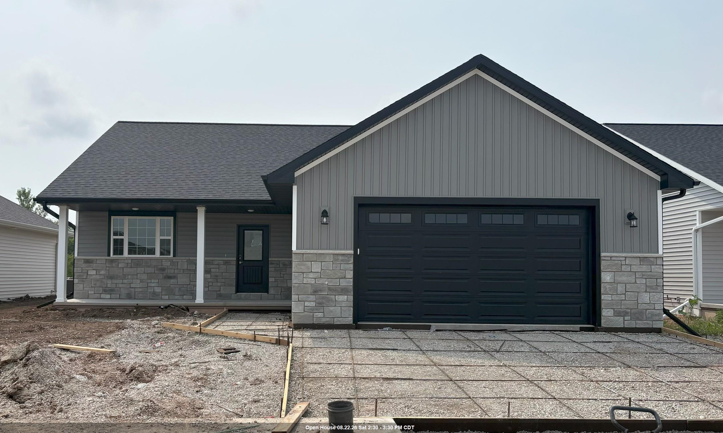 2203 Golden Gate Drive Property Photo 1