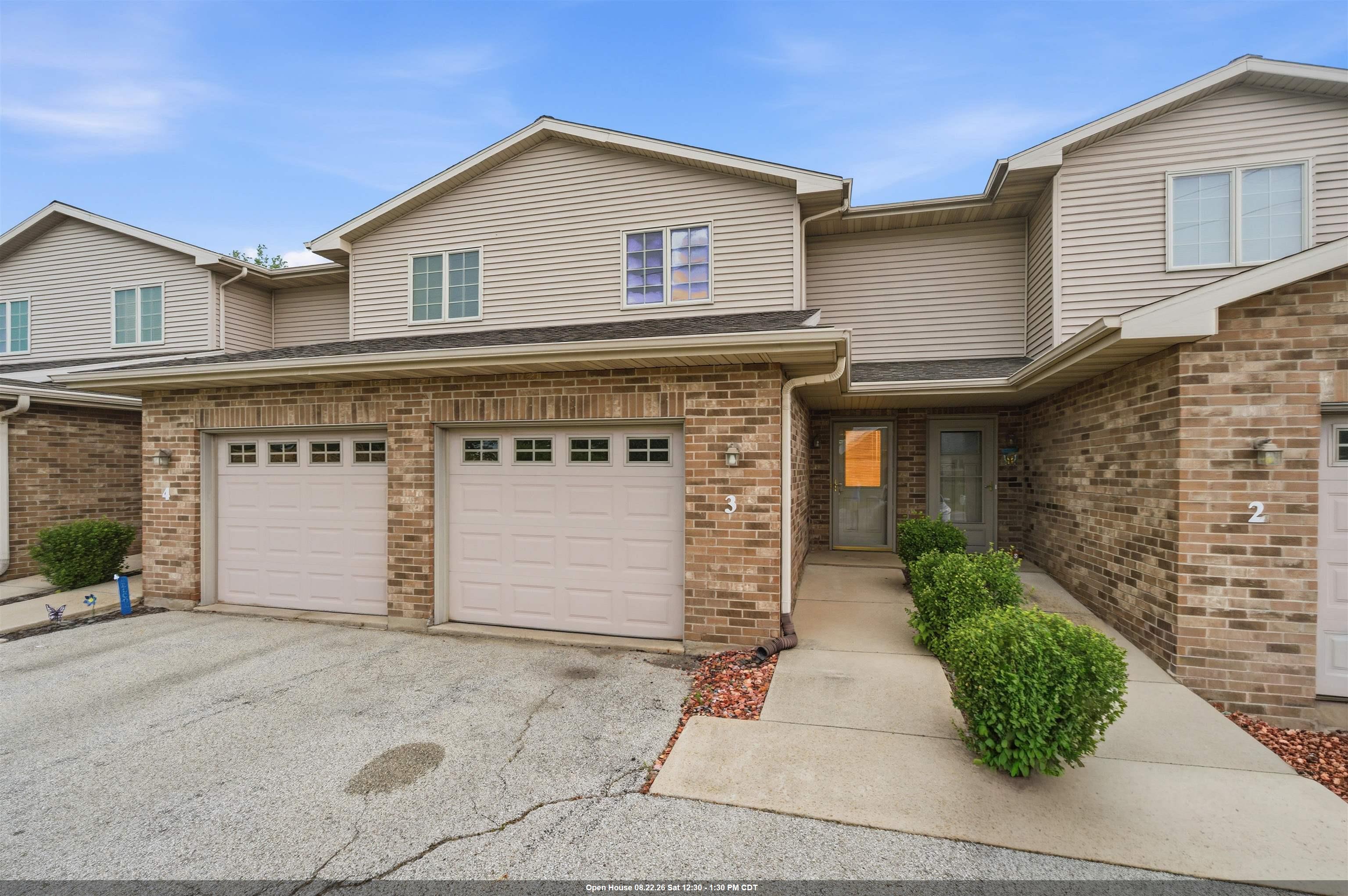 2127 Royal Crest Circle Property Photo 1