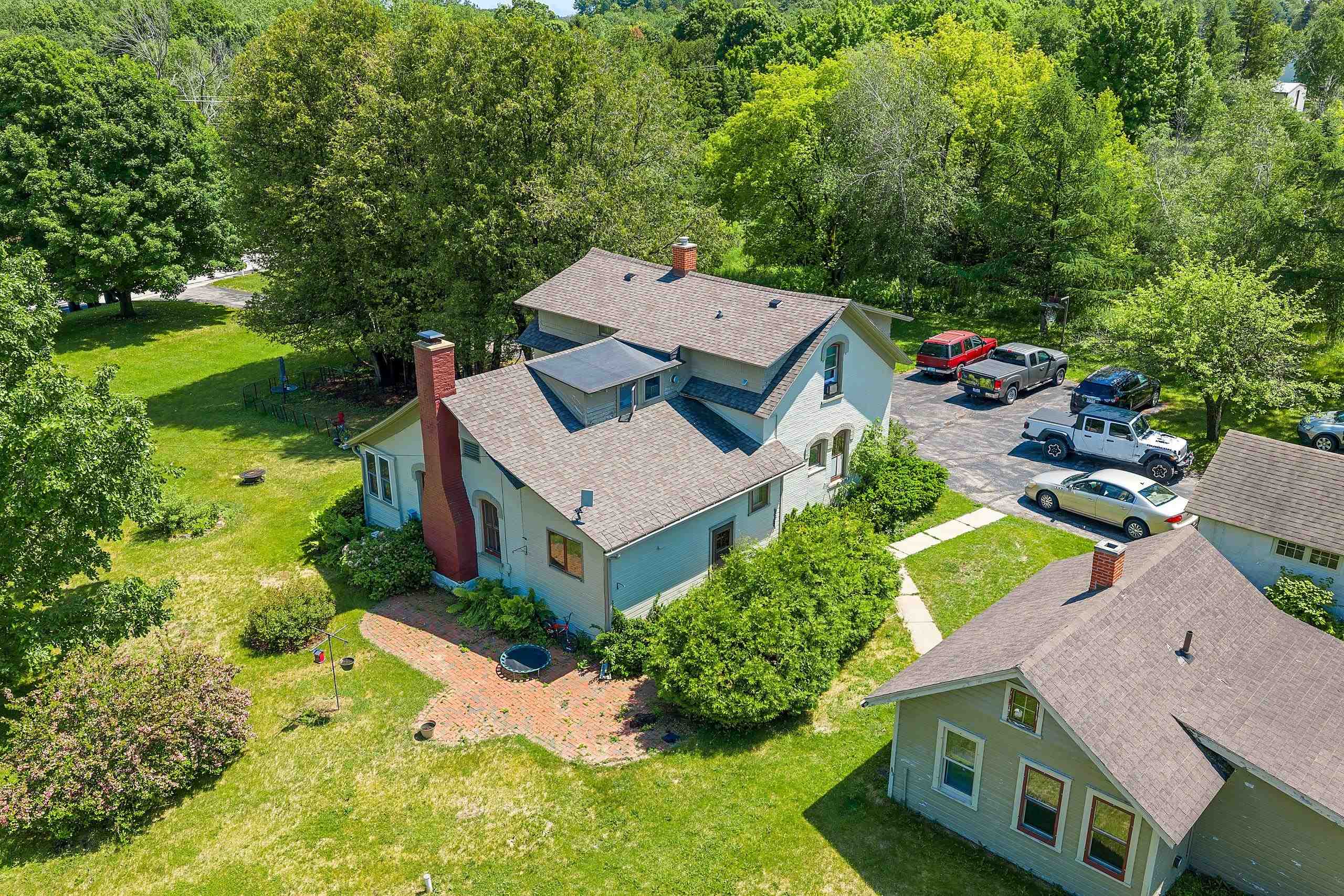 1317 Shiloh Road Property Photo 1
