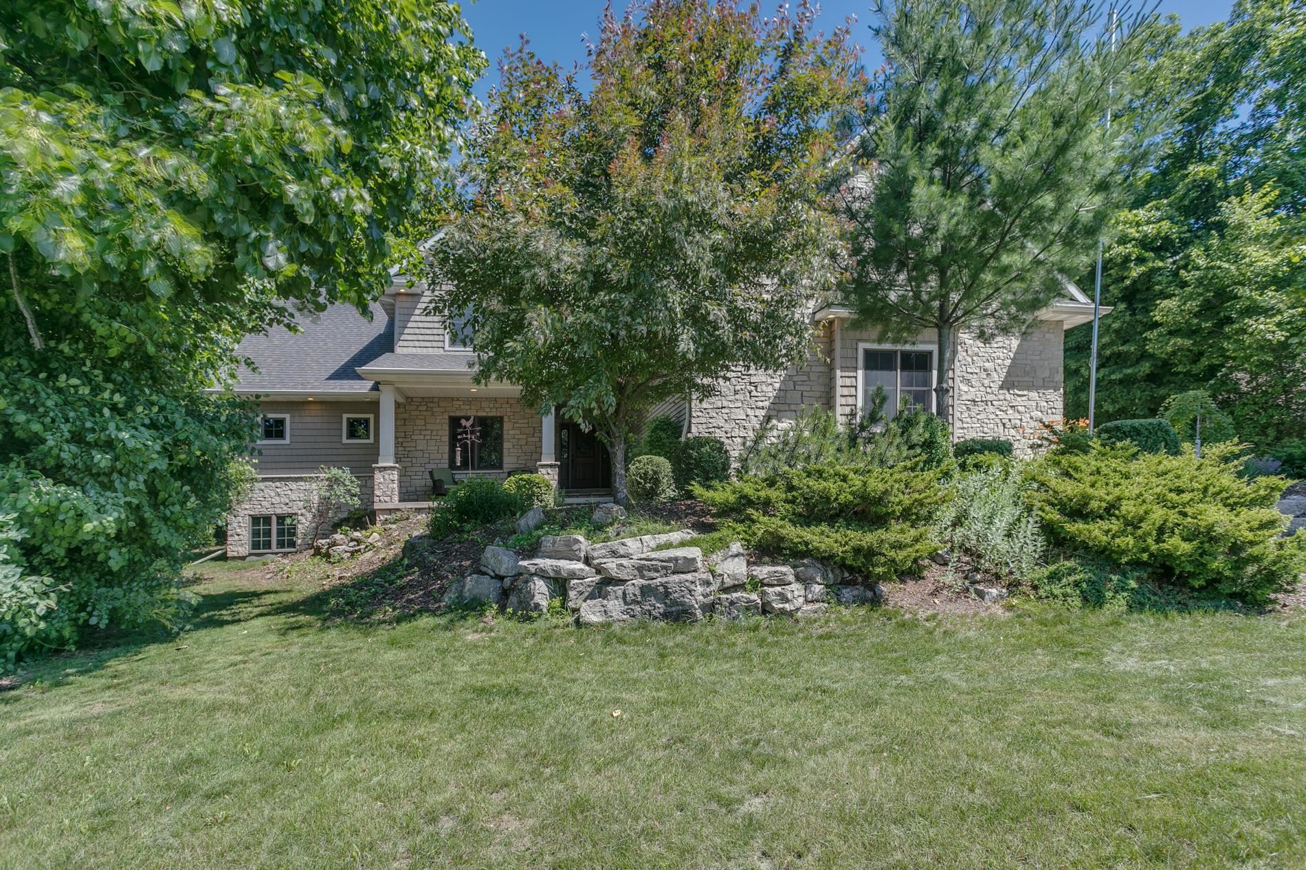 1387 RADCLIFF Road Property Photo 1
