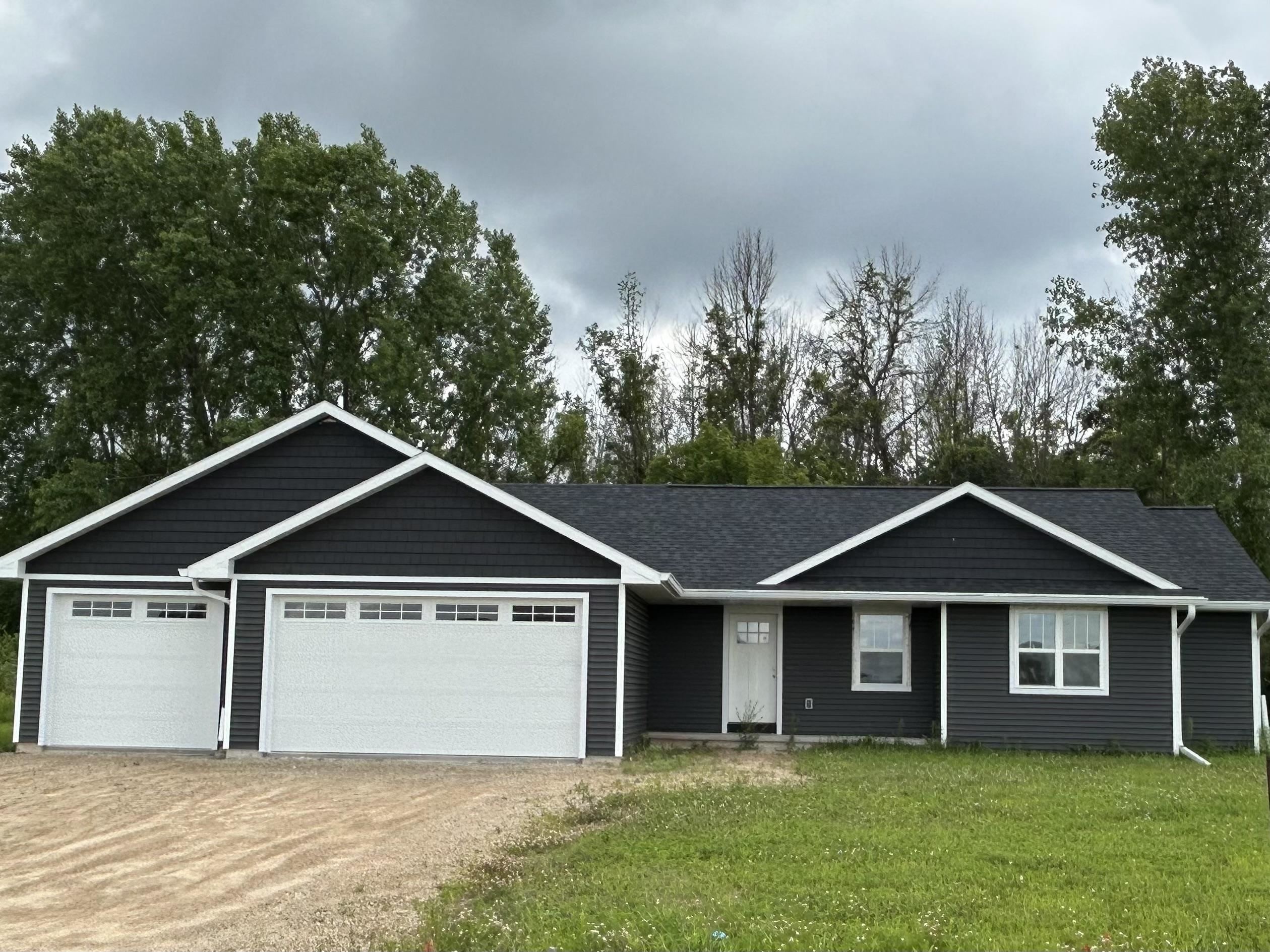 5319 Fenceline Lane Property Photo 1