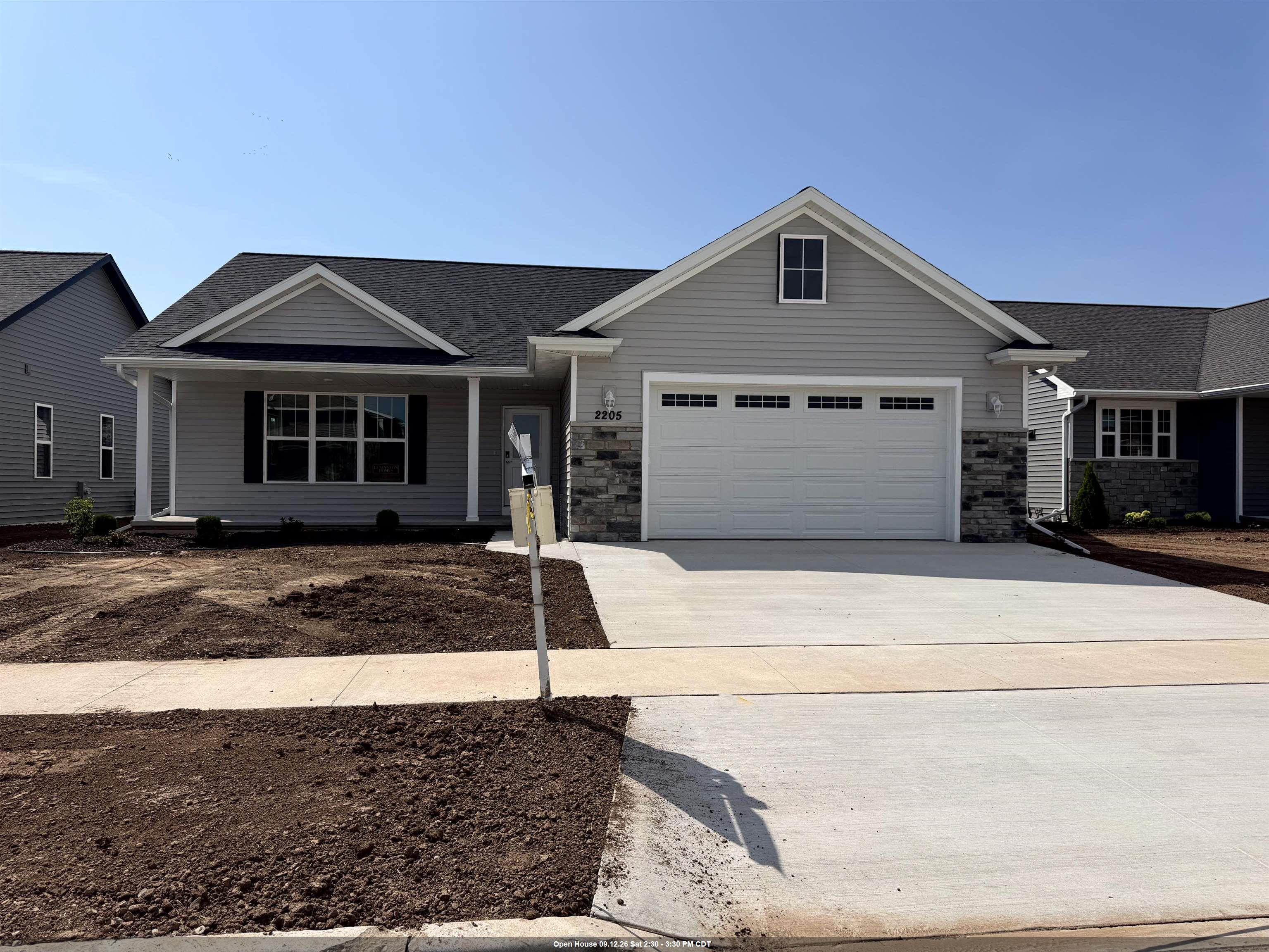 2205 Golden Gate Drive Property Photo 1