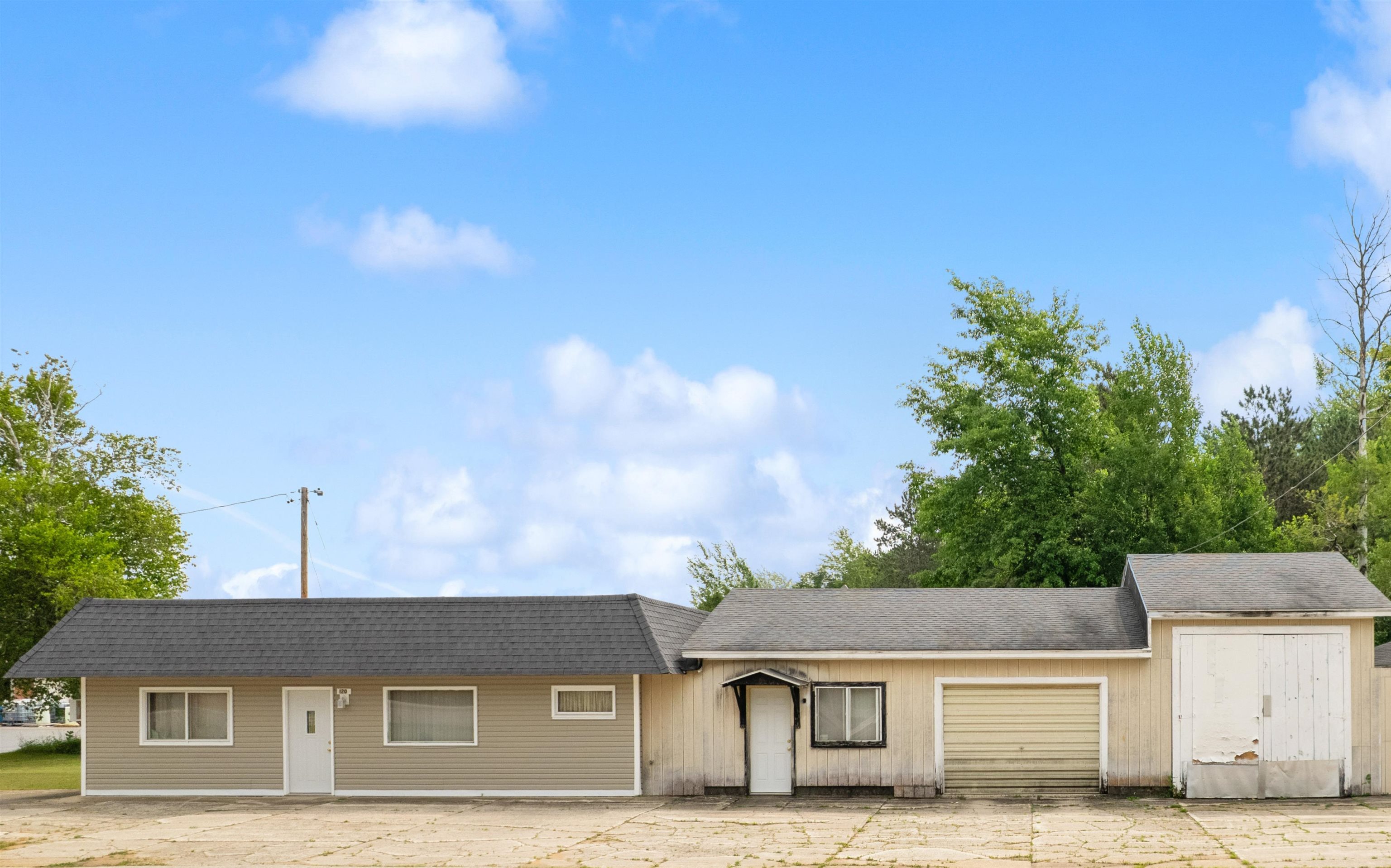 120 Meyer Avenue Property Photo 1