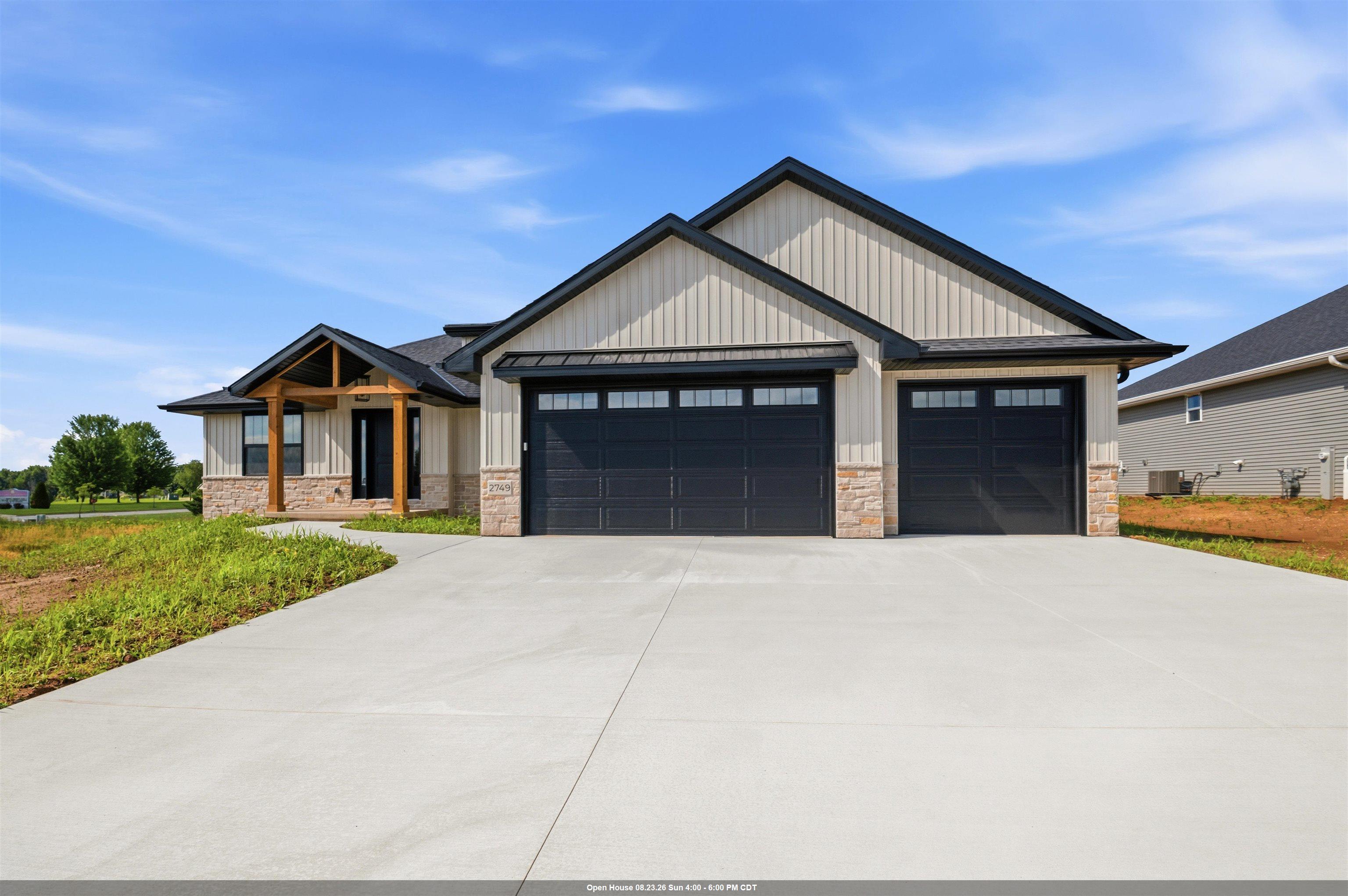 2749 Stelor Drive Property Photo 1