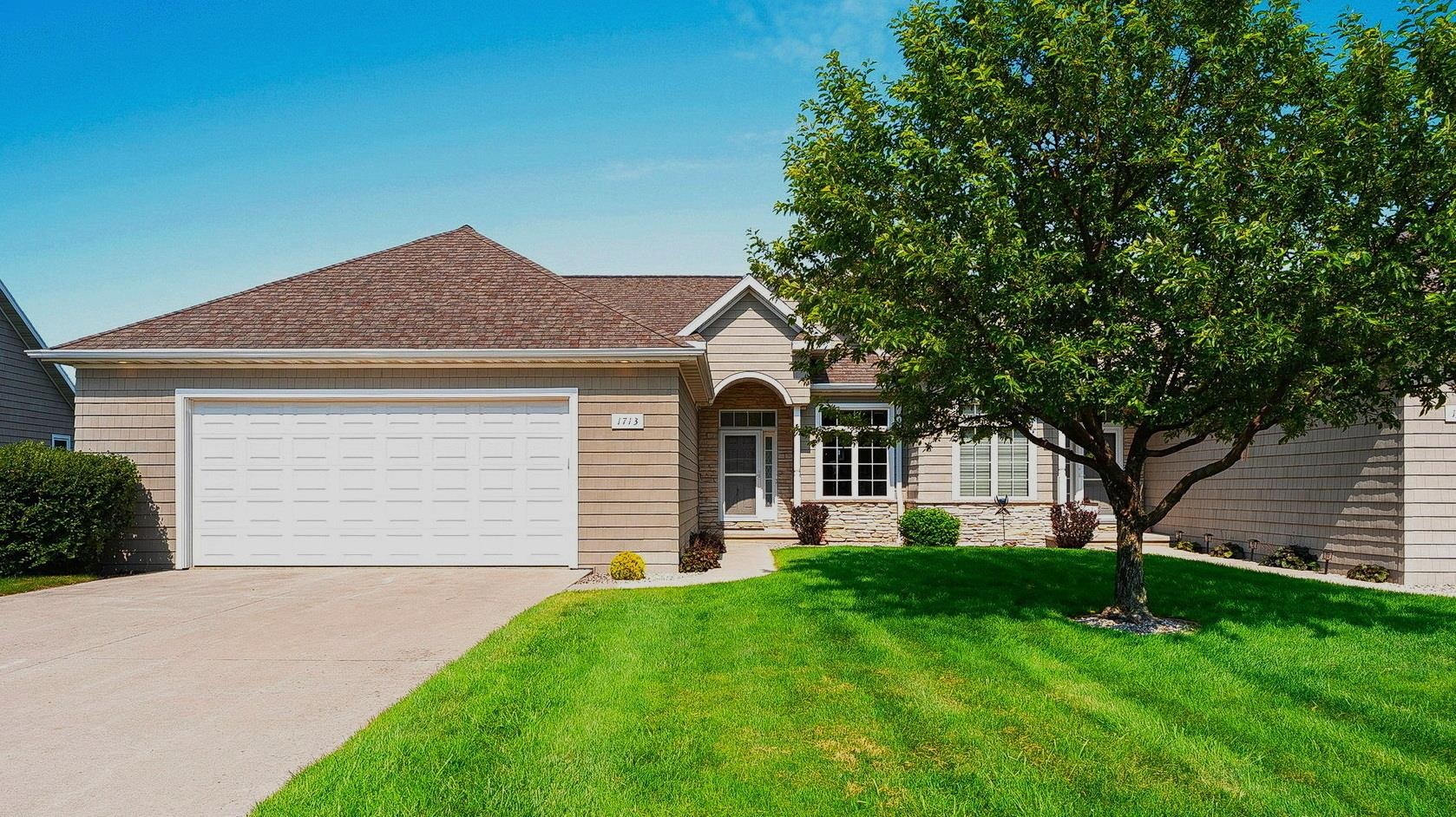 1713 REMINGTON RIDGE Way