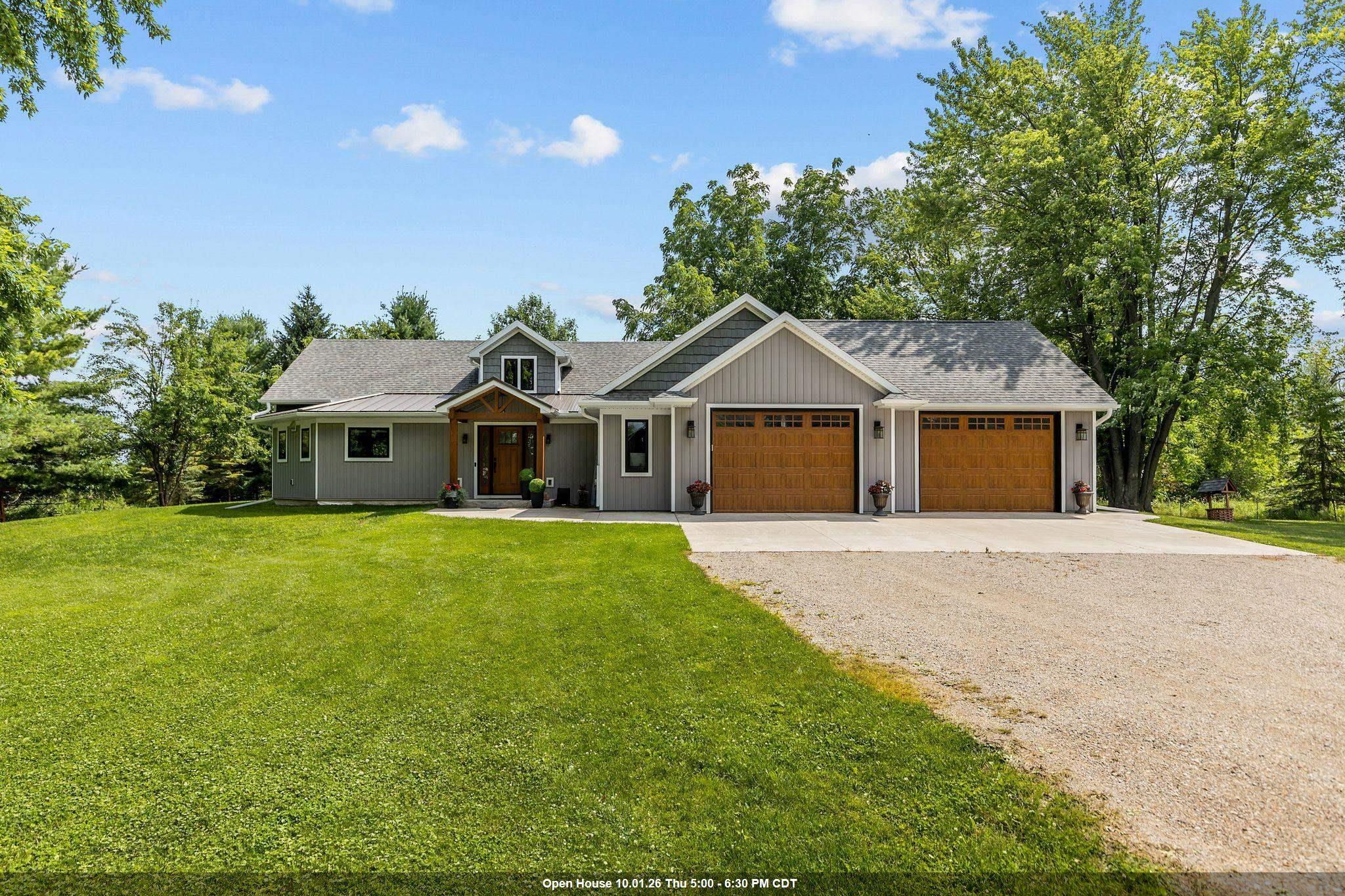 8079 County Road Mm Property Photo 1