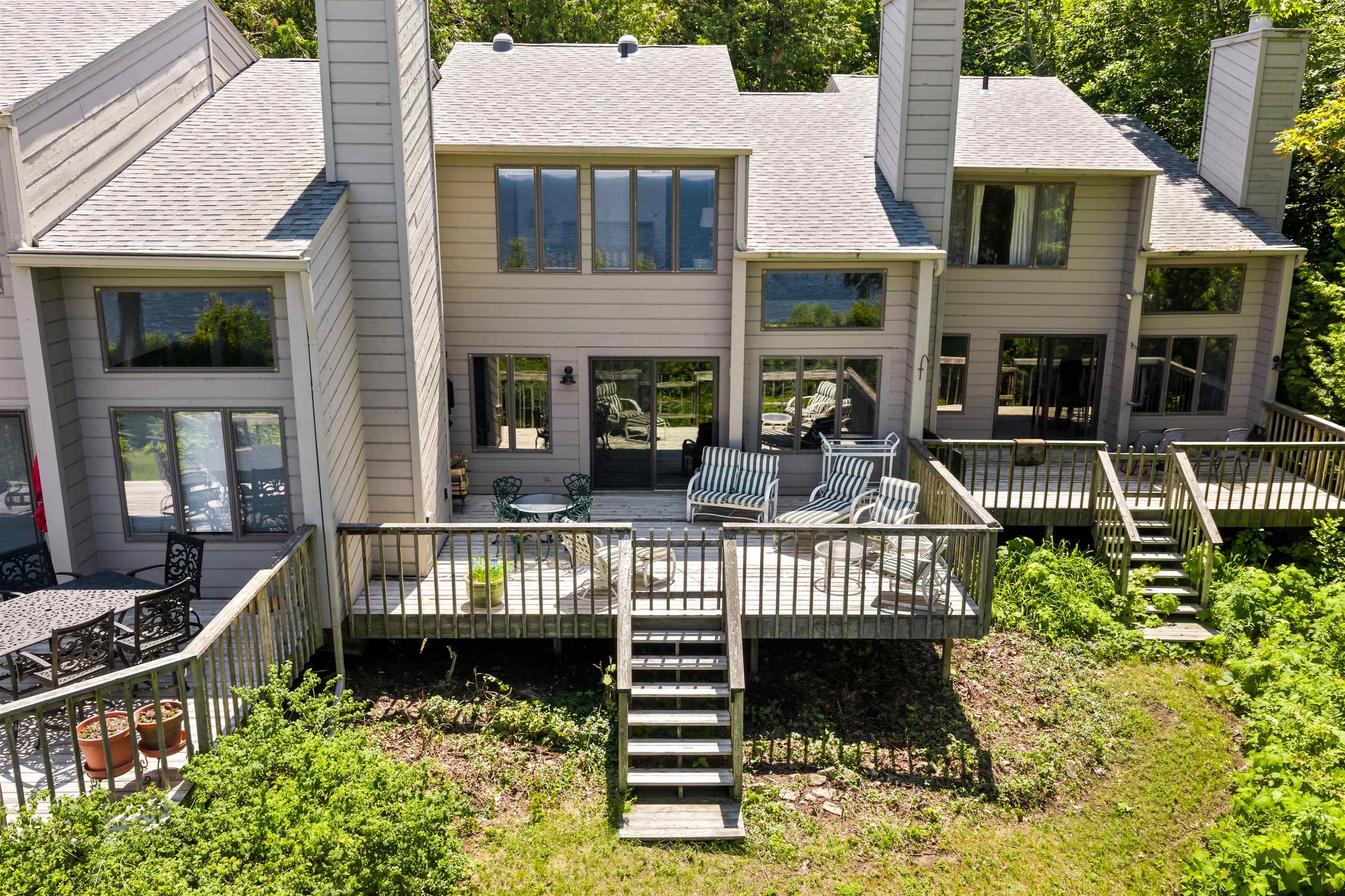 10710 Sister Bluff Drive Property Photo 1